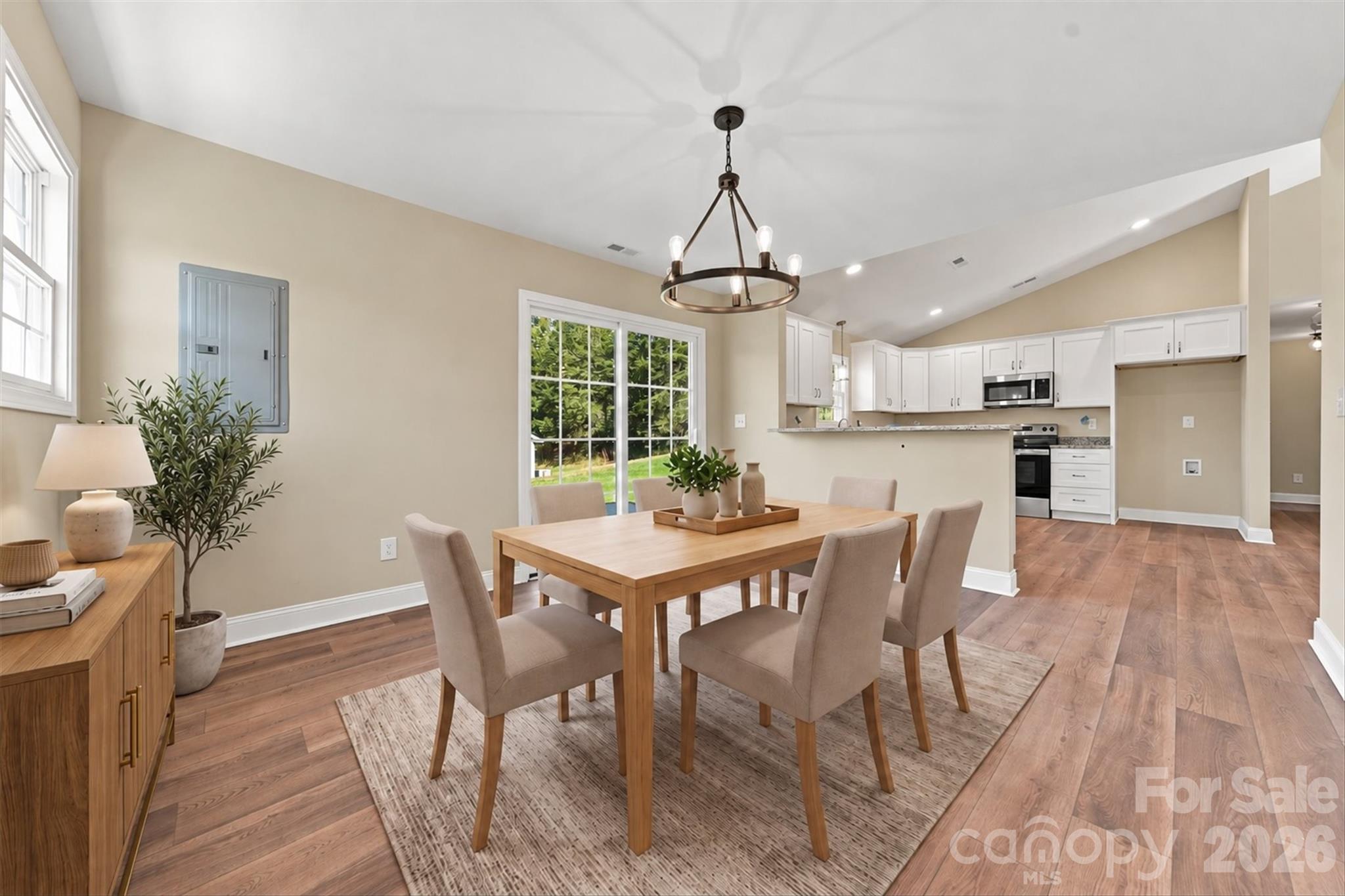 220 Abee Street Property Photo 11