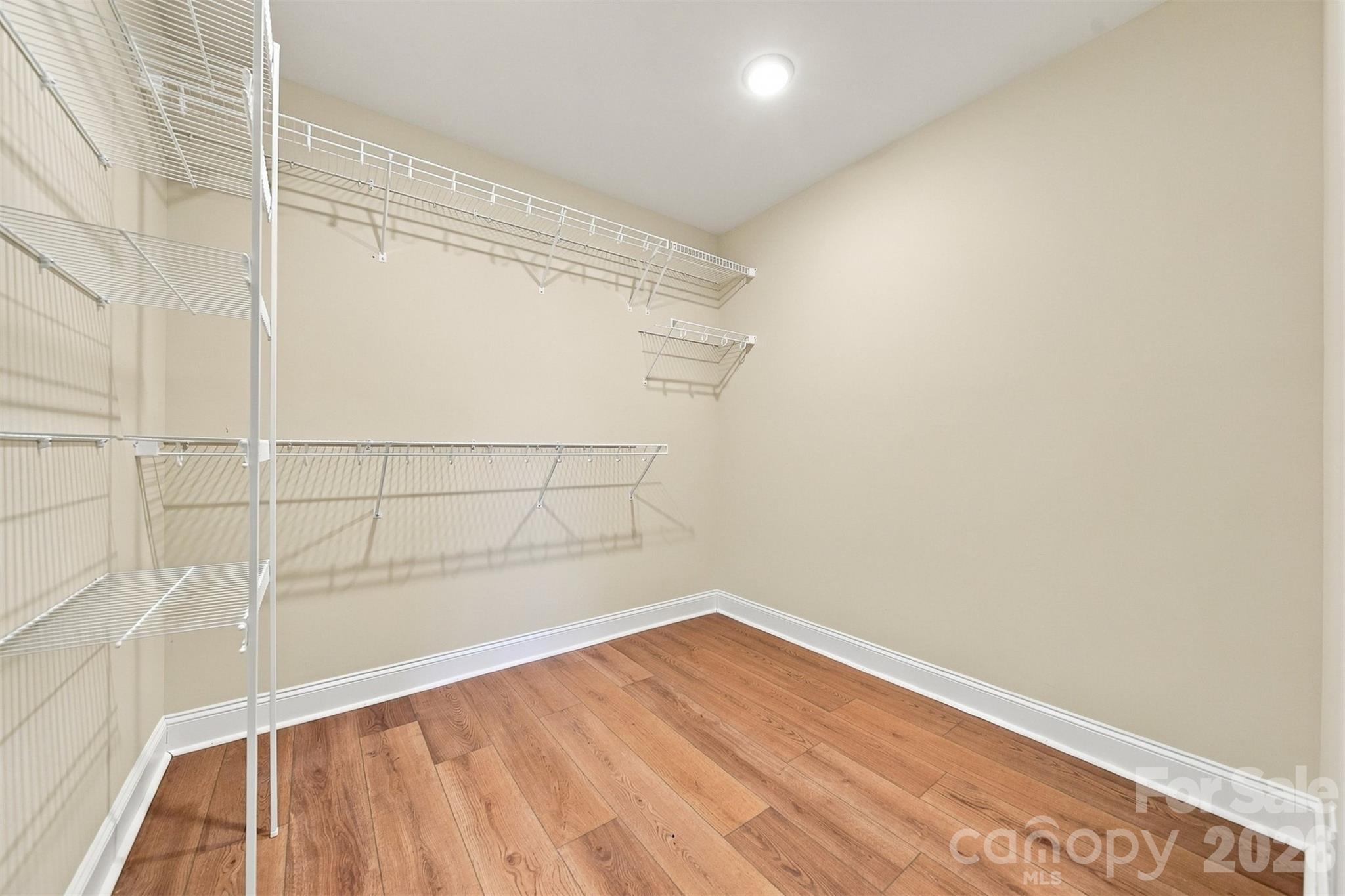 220 Abee Street Property Photo 15