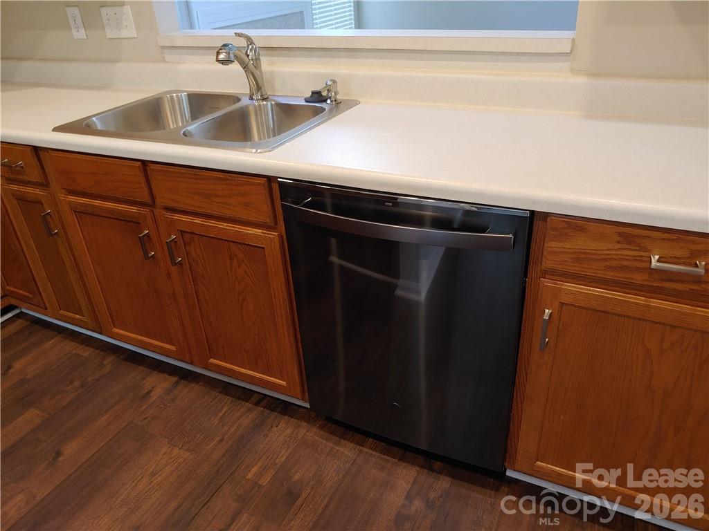 3736 Marbury Road Property Photo 9