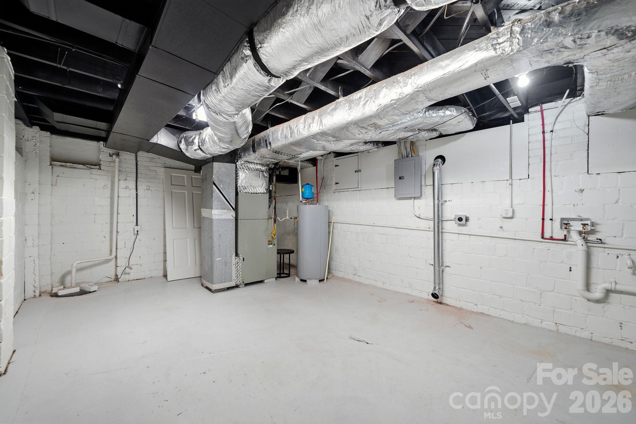 1307 S Kings Drive Property Photo 29