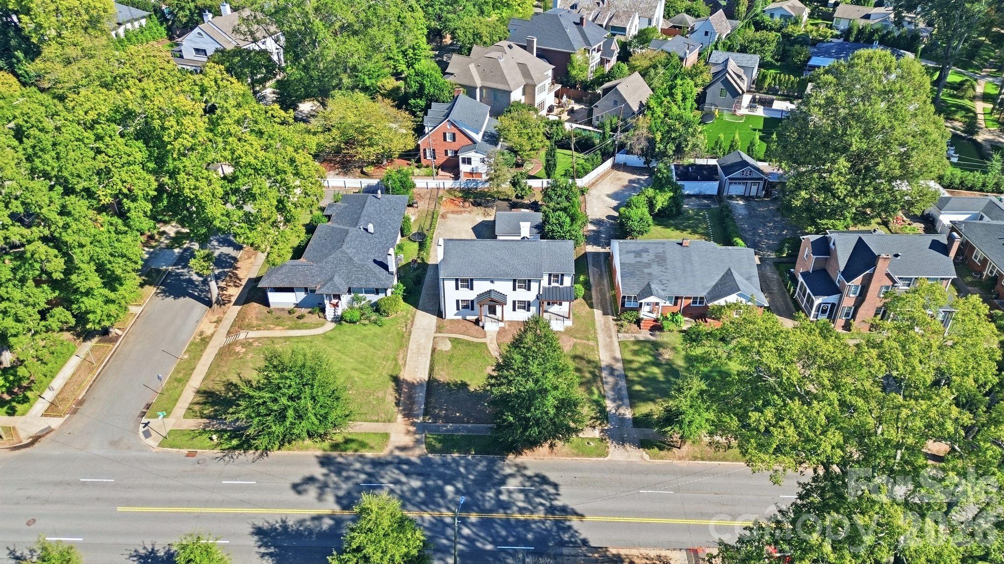 1307 S Kings Drive Property Photo 35