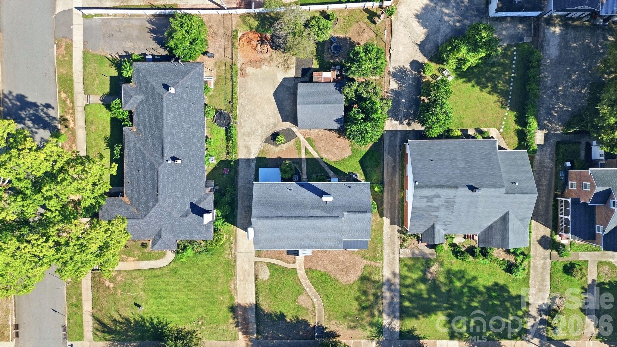 1307 S Kings Drive Property Photo 37