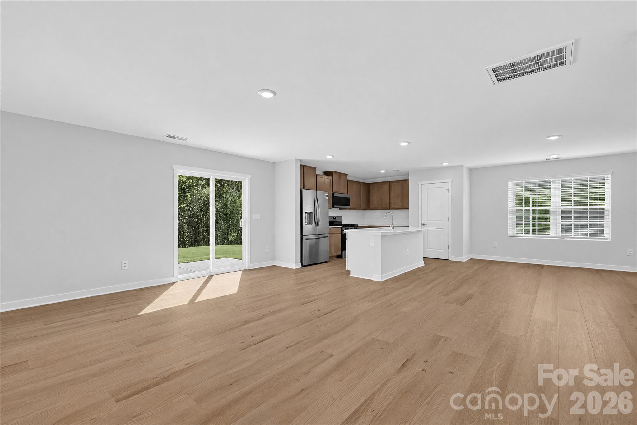 625 Hot Springs Drive 225 Property Photo 5