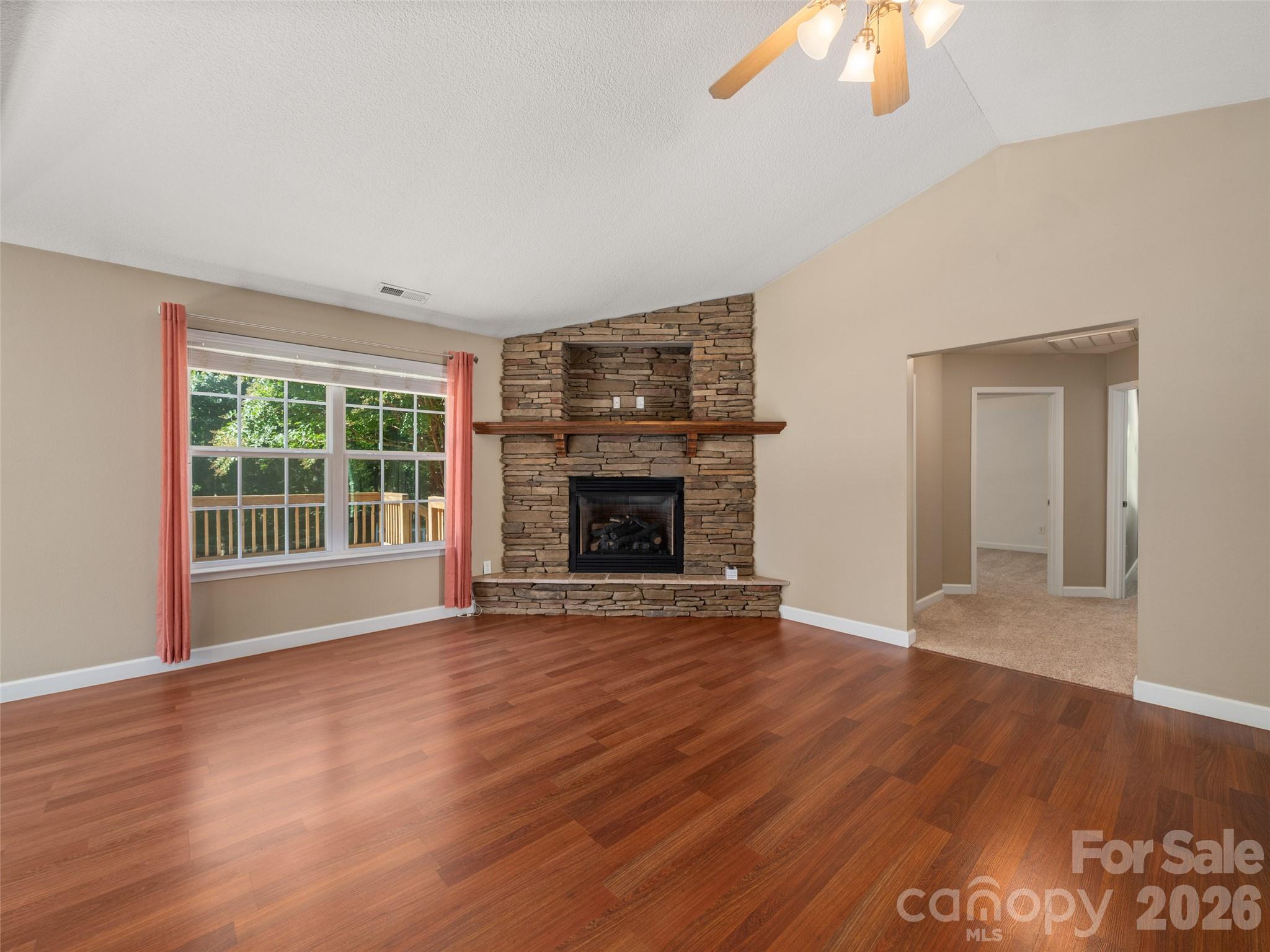 202 Hondah Road Property Photo 5
