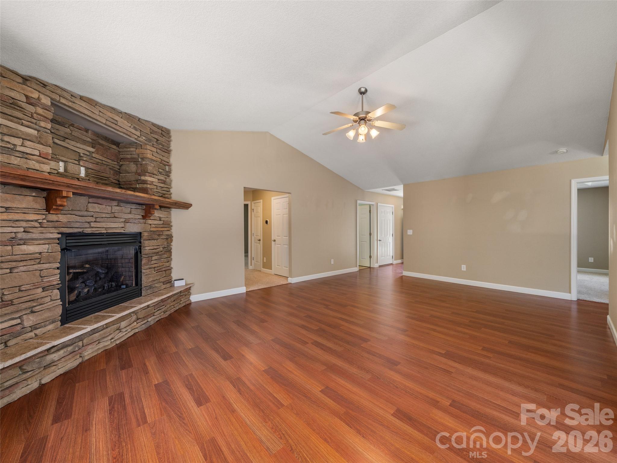 202 Hondah Road Property Photo 6