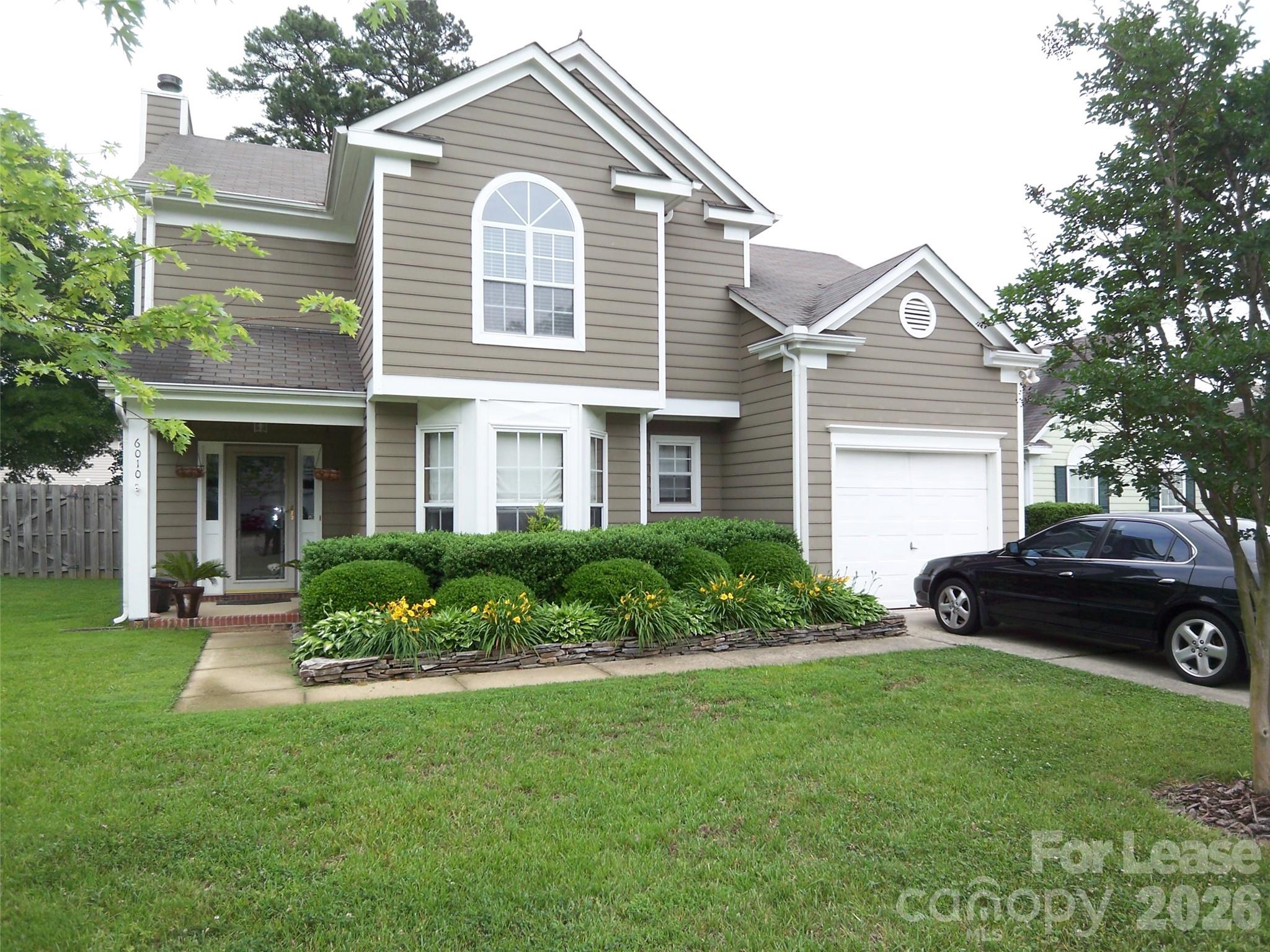 6010 Kenmore Lane Property Photo 1