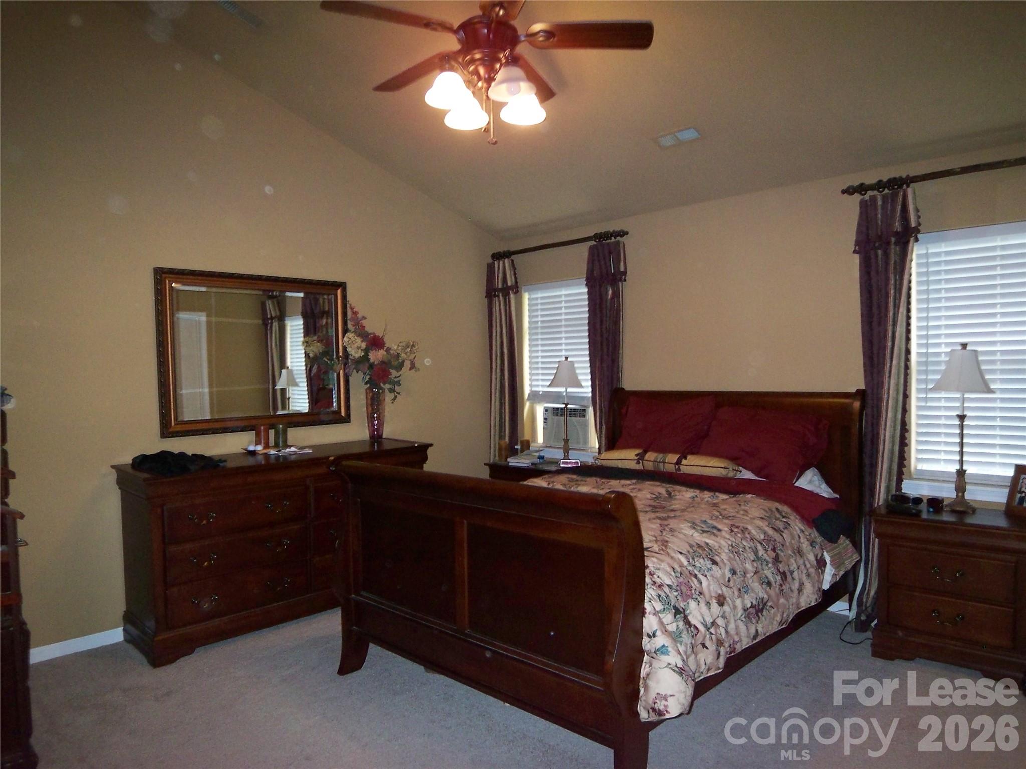 6010 Kenmore Lane Property Photo 7