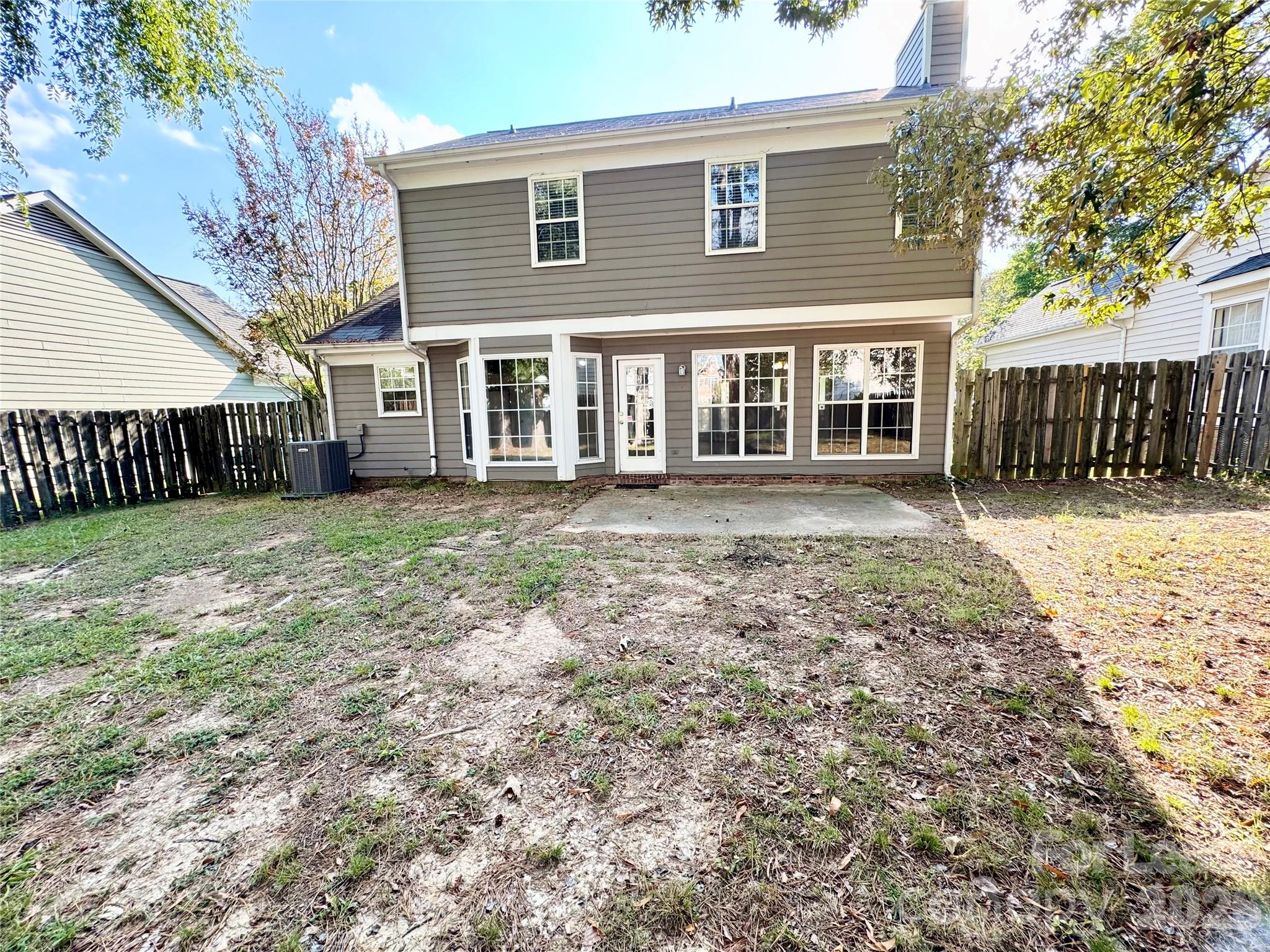 6010 Kenmore Lane Property Photo 16