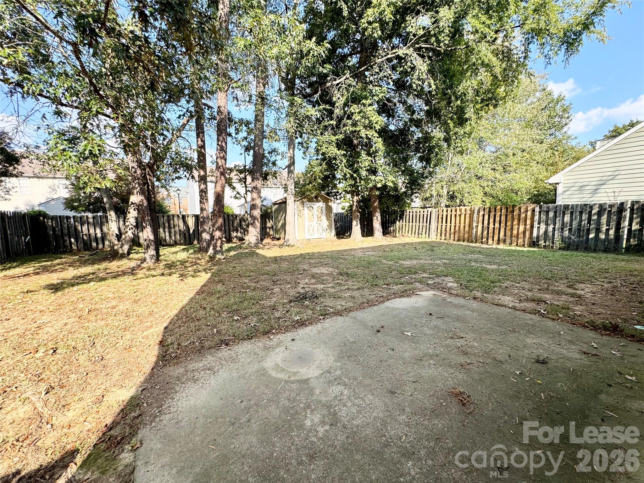 6010 Kenmore Lane Property Photo 17