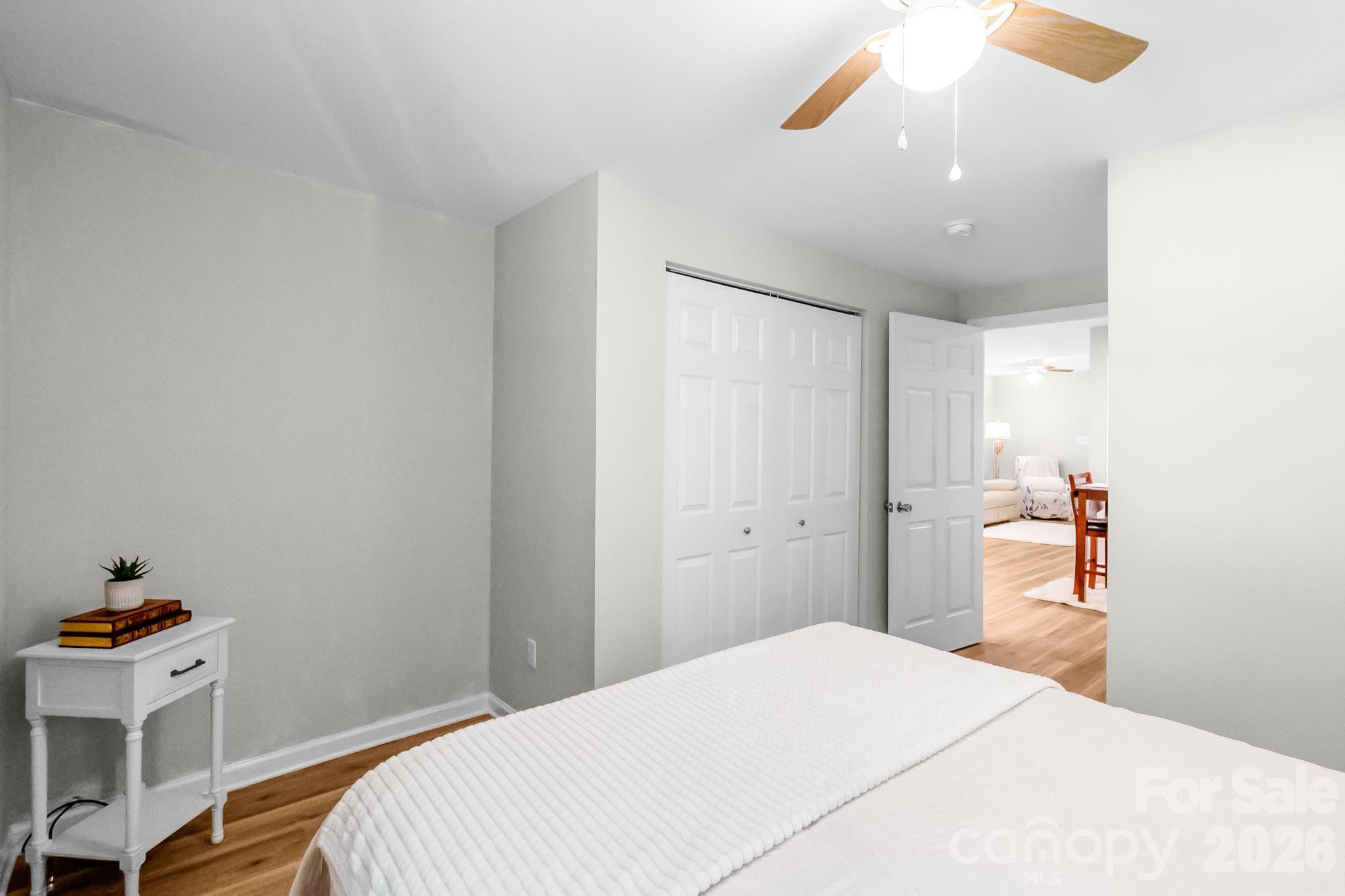 112 W Poplar Street Property Photo 23
