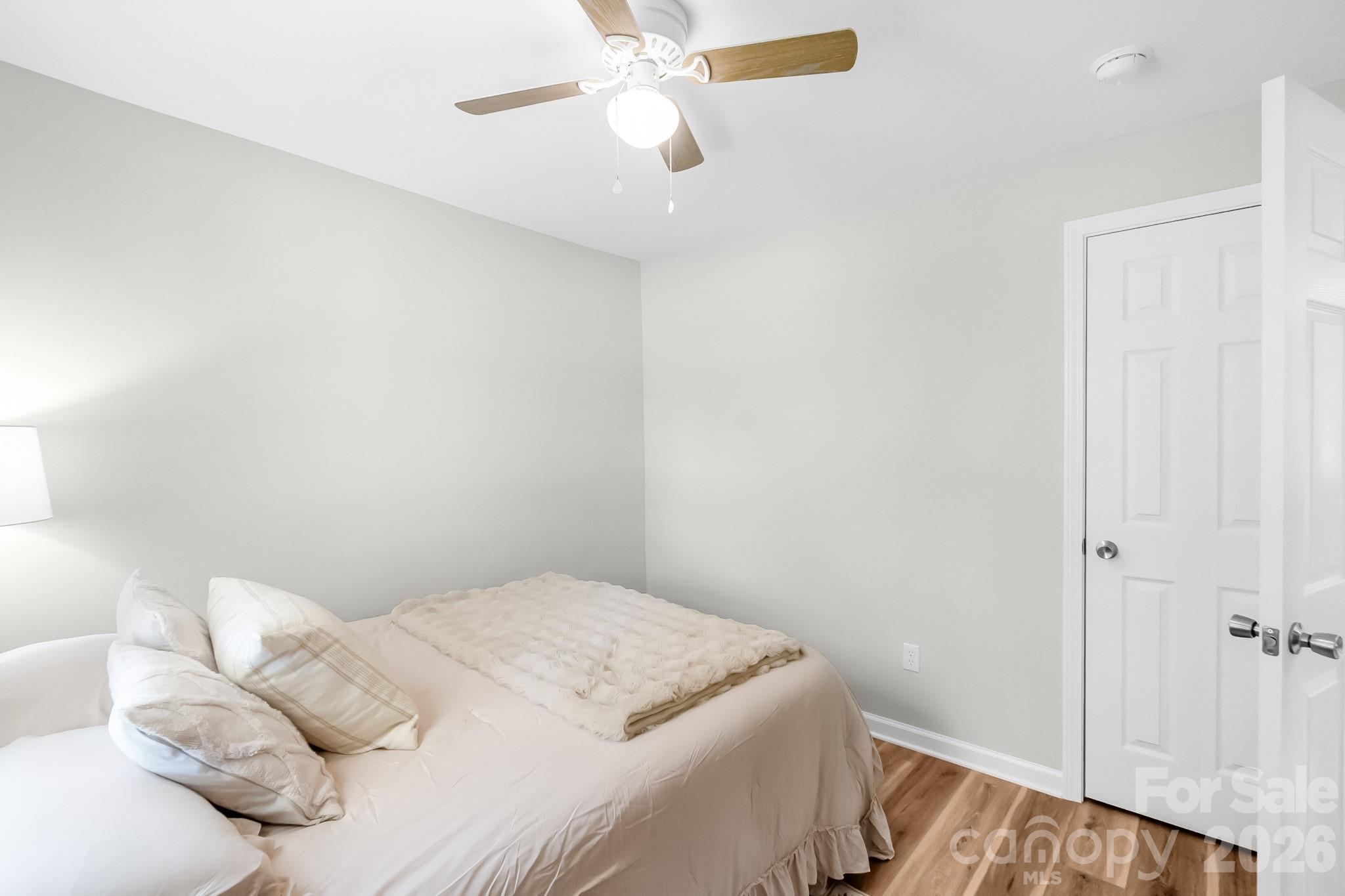 112 W Poplar Street Property Photo 27