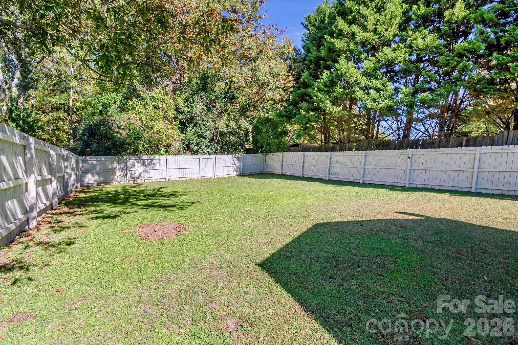 112 W Poplar Street Property Photo 41