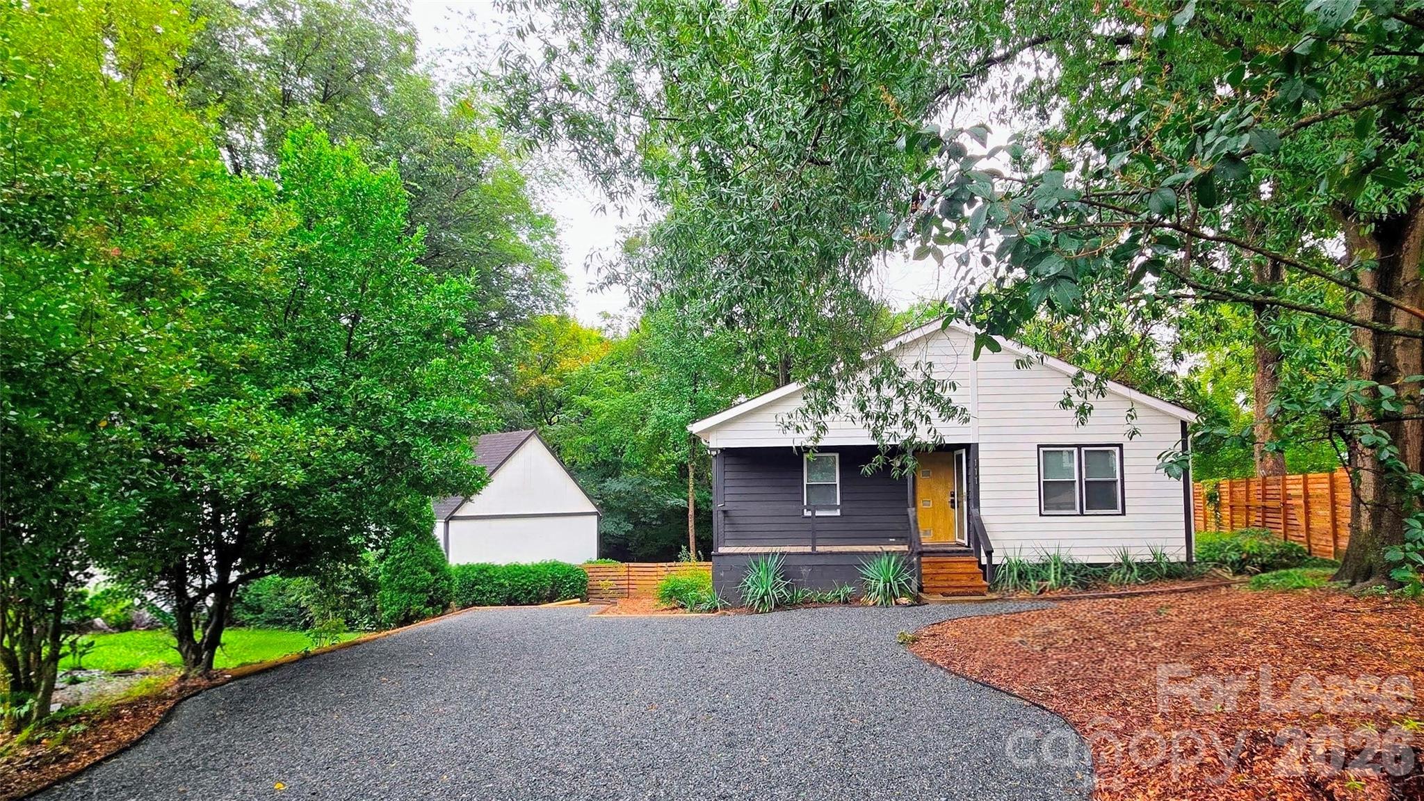 111 Potts Street Property Photo 3