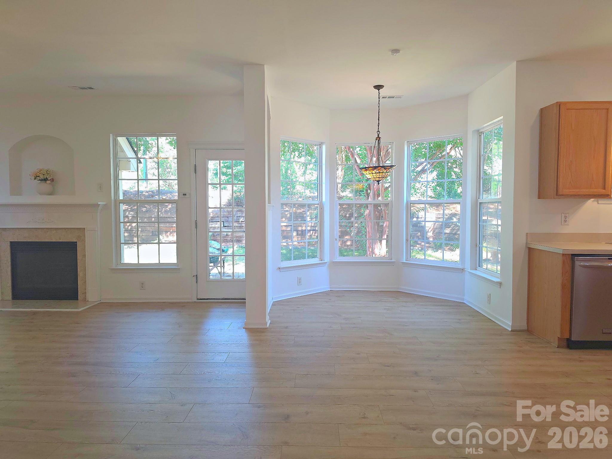 5708 Falls Ridge Lane Property Photo 6