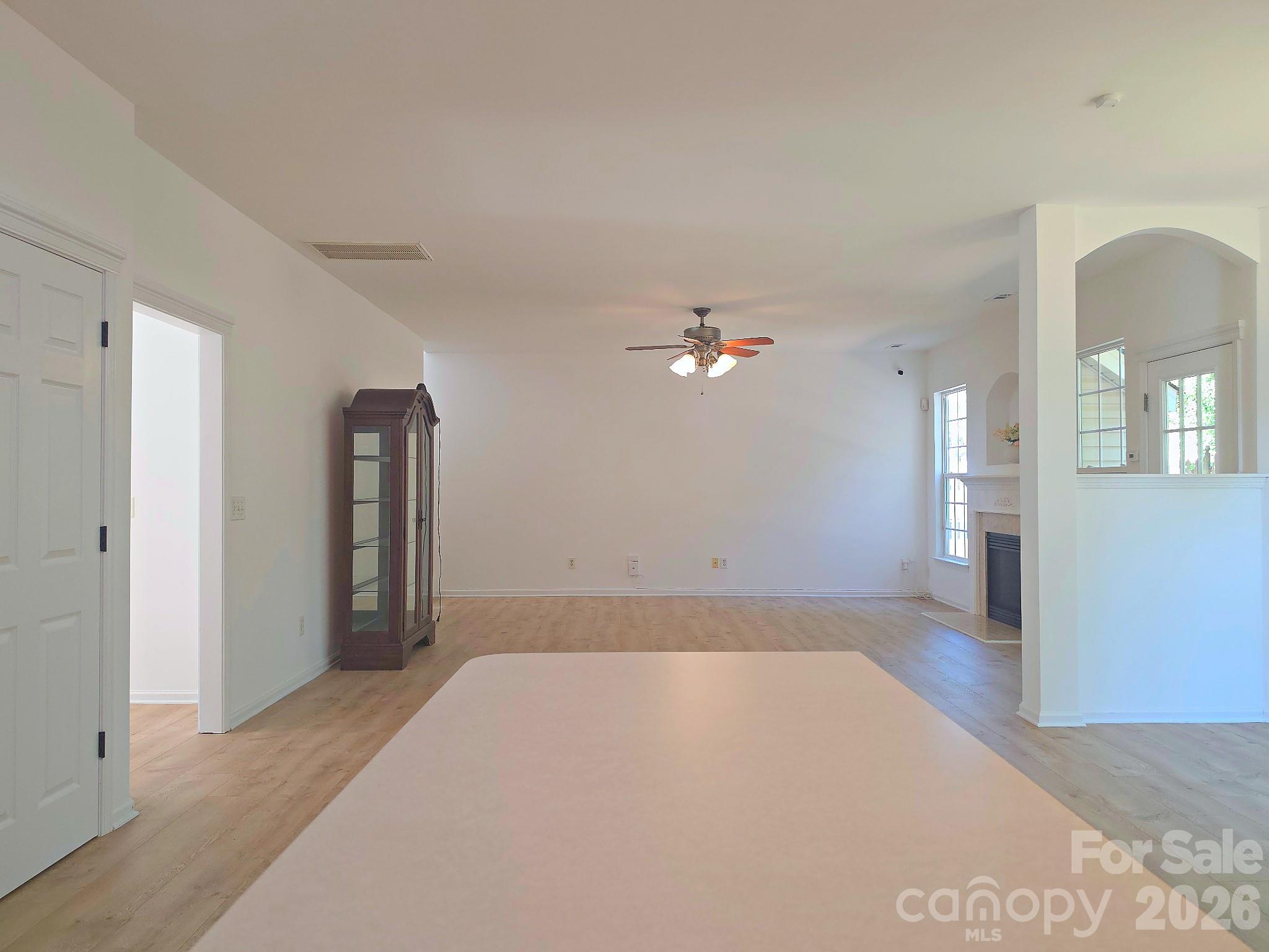 5708 Falls Ridge Lane Property Photo 14