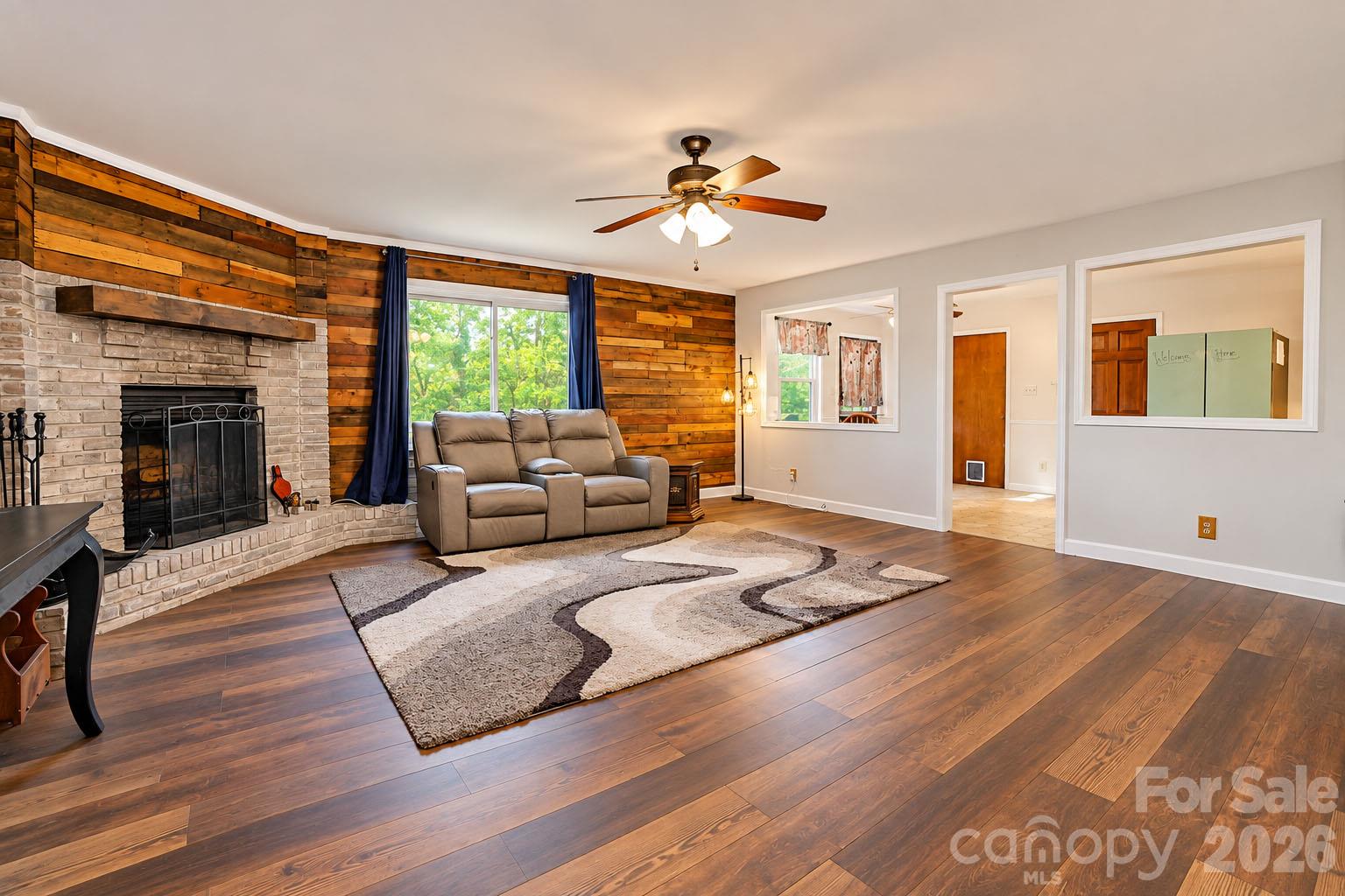 3576 Julian Welborn Drive Property Photo 6