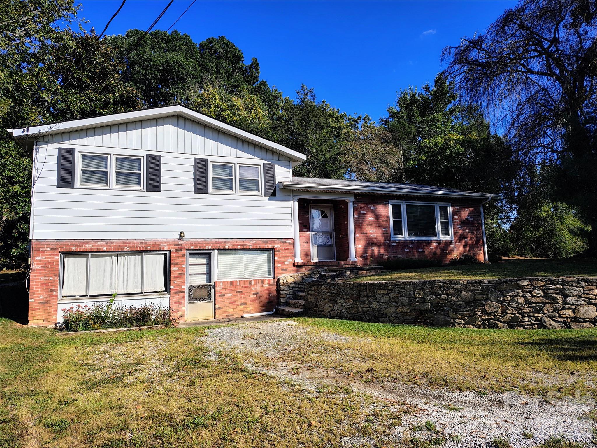 69 Alexander Road Property Photo 1