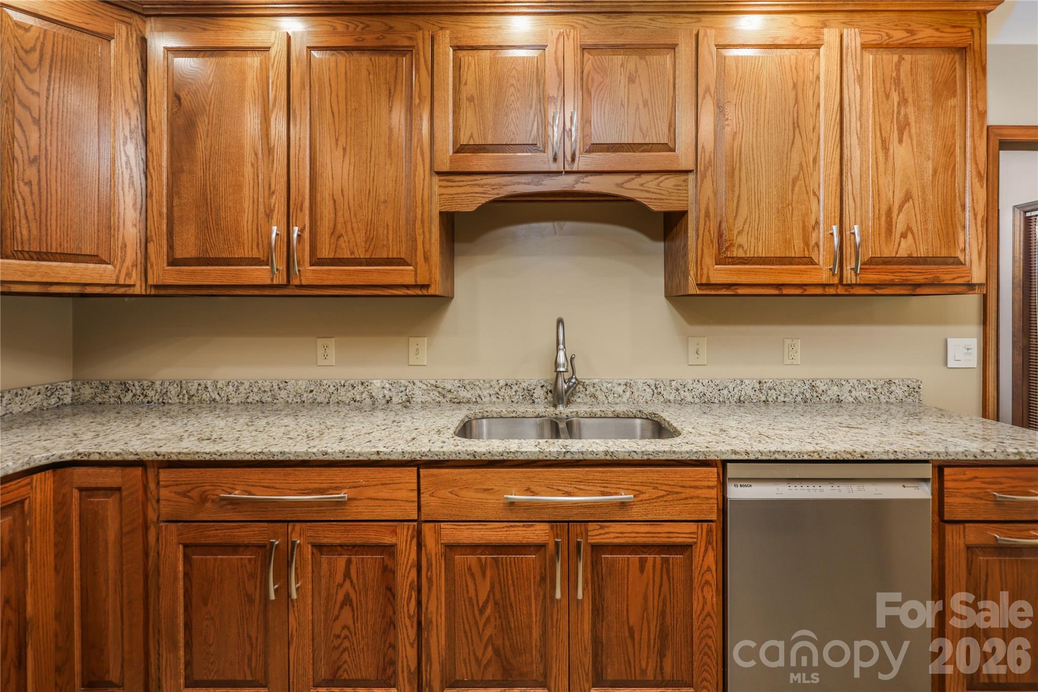 671 Brown Trail 36 Property Photo 24