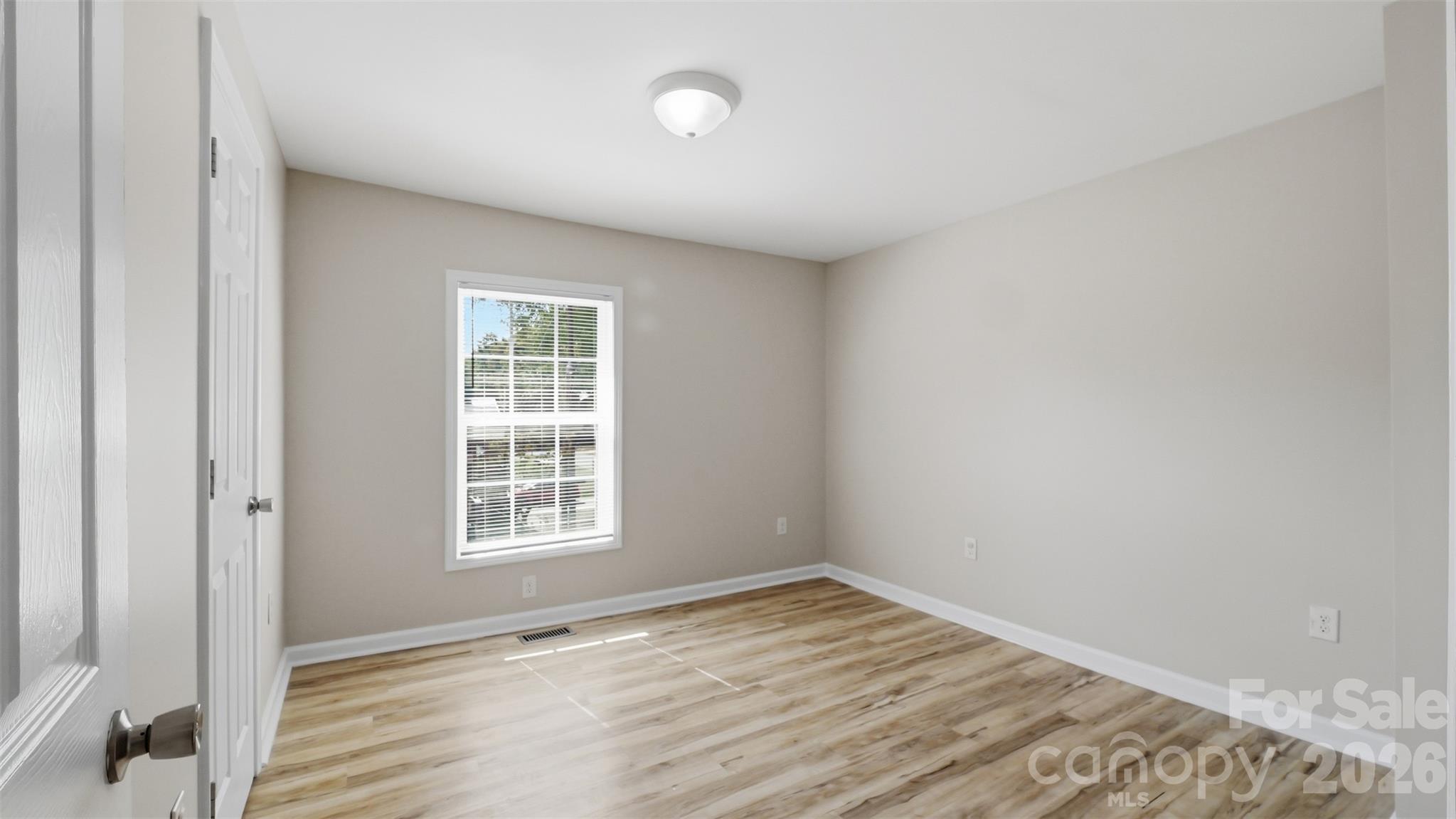 413 Pleasant Avenue Property Photo 10