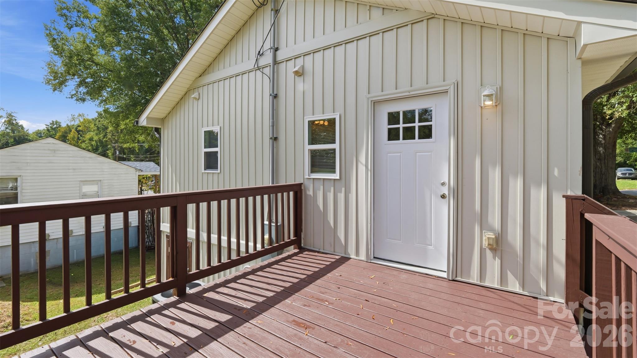 413 Pleasant Avenue Property Photo 18