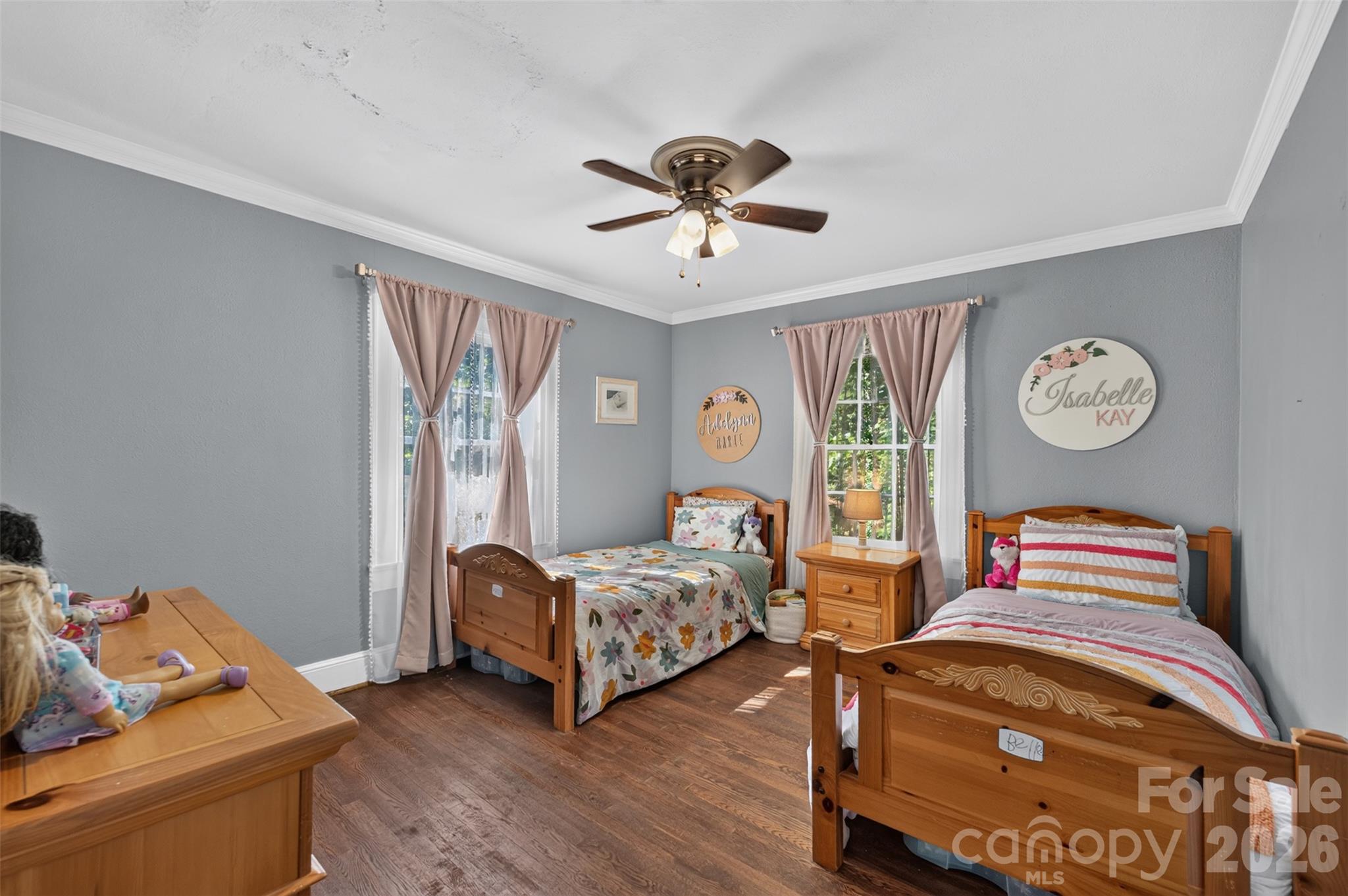 321 Beall Street Property Photo 16