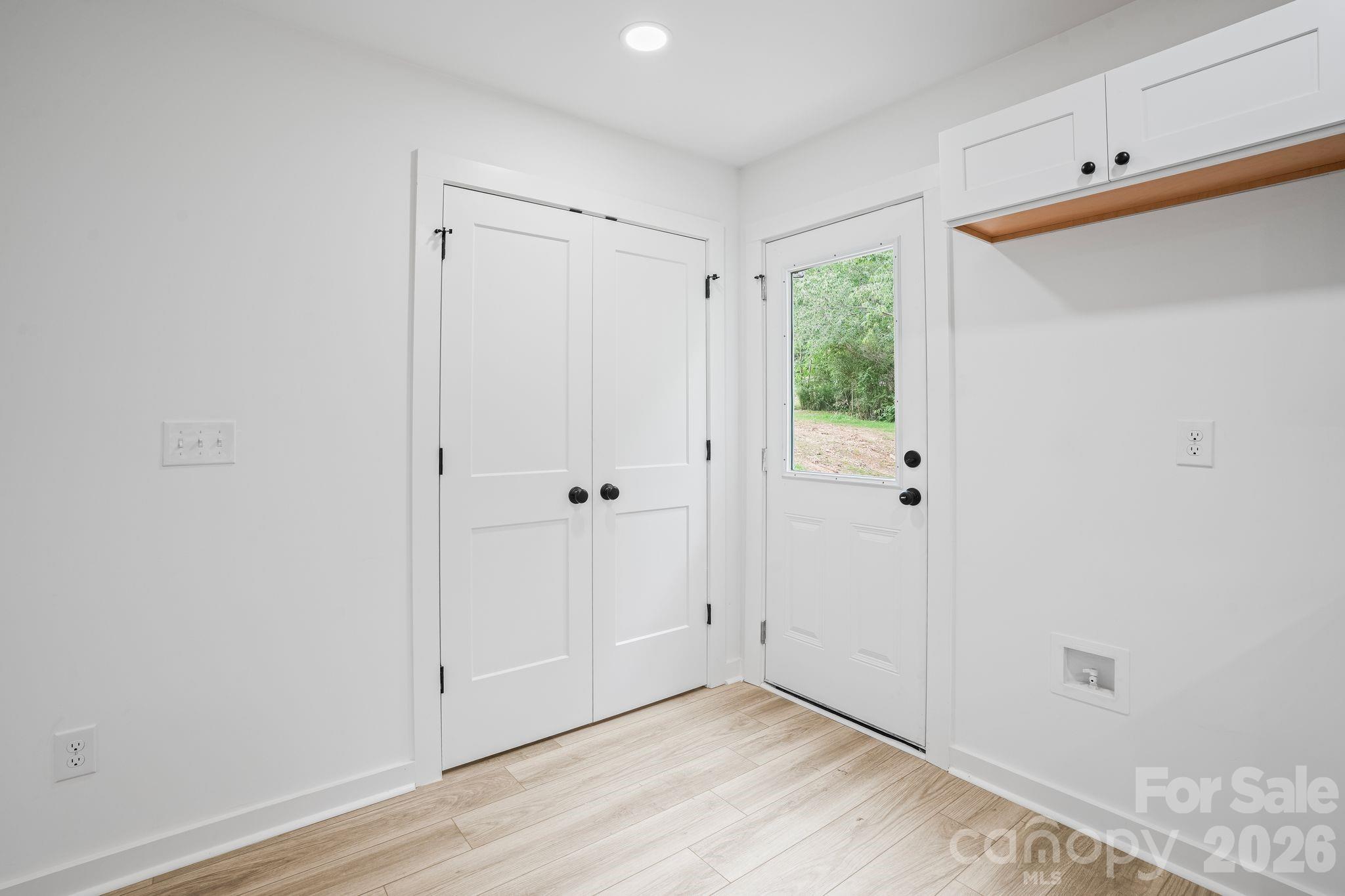 233 Carlie Street Property Photo 15