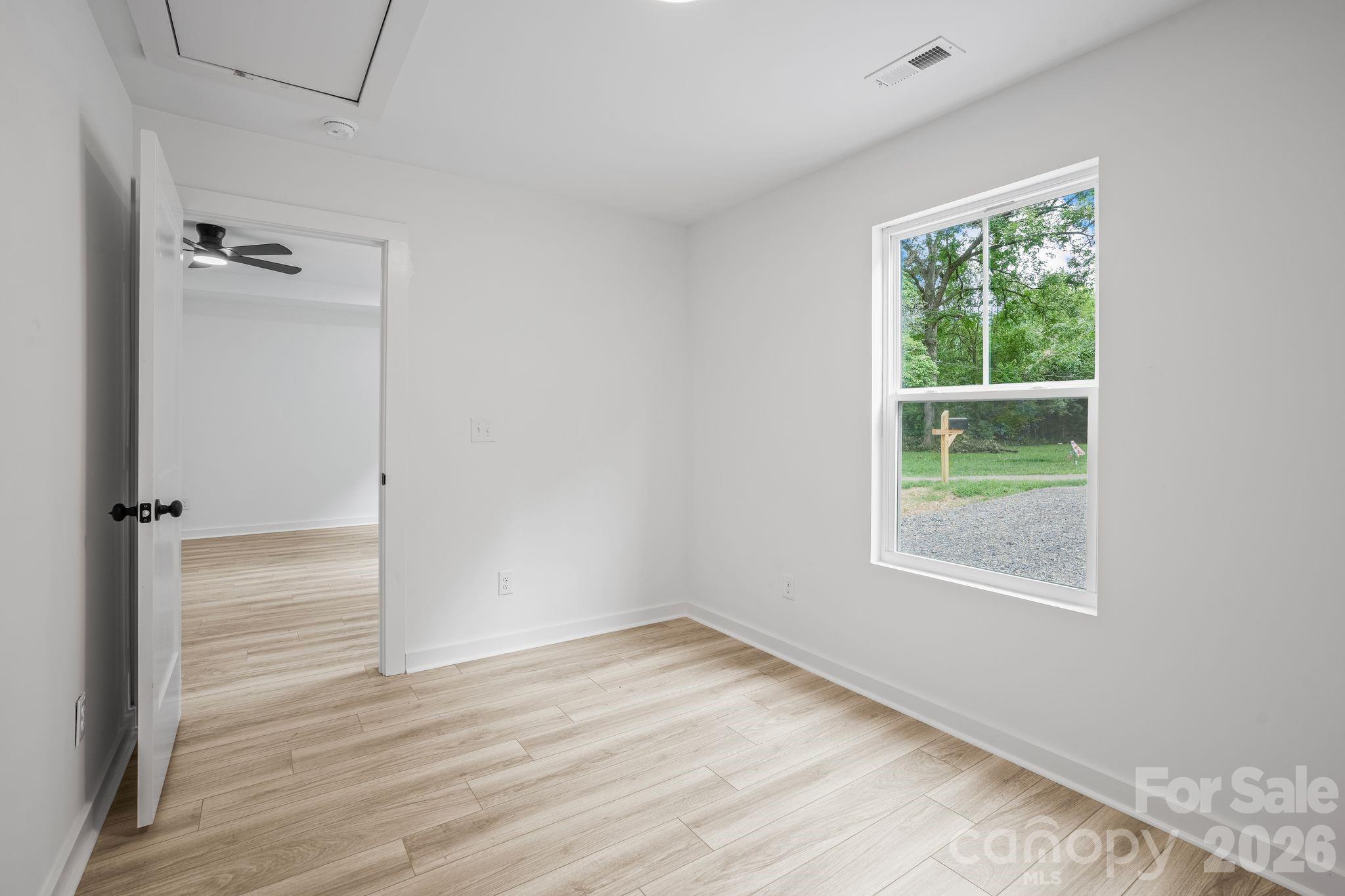 233 Carlie Street Property Photo 24