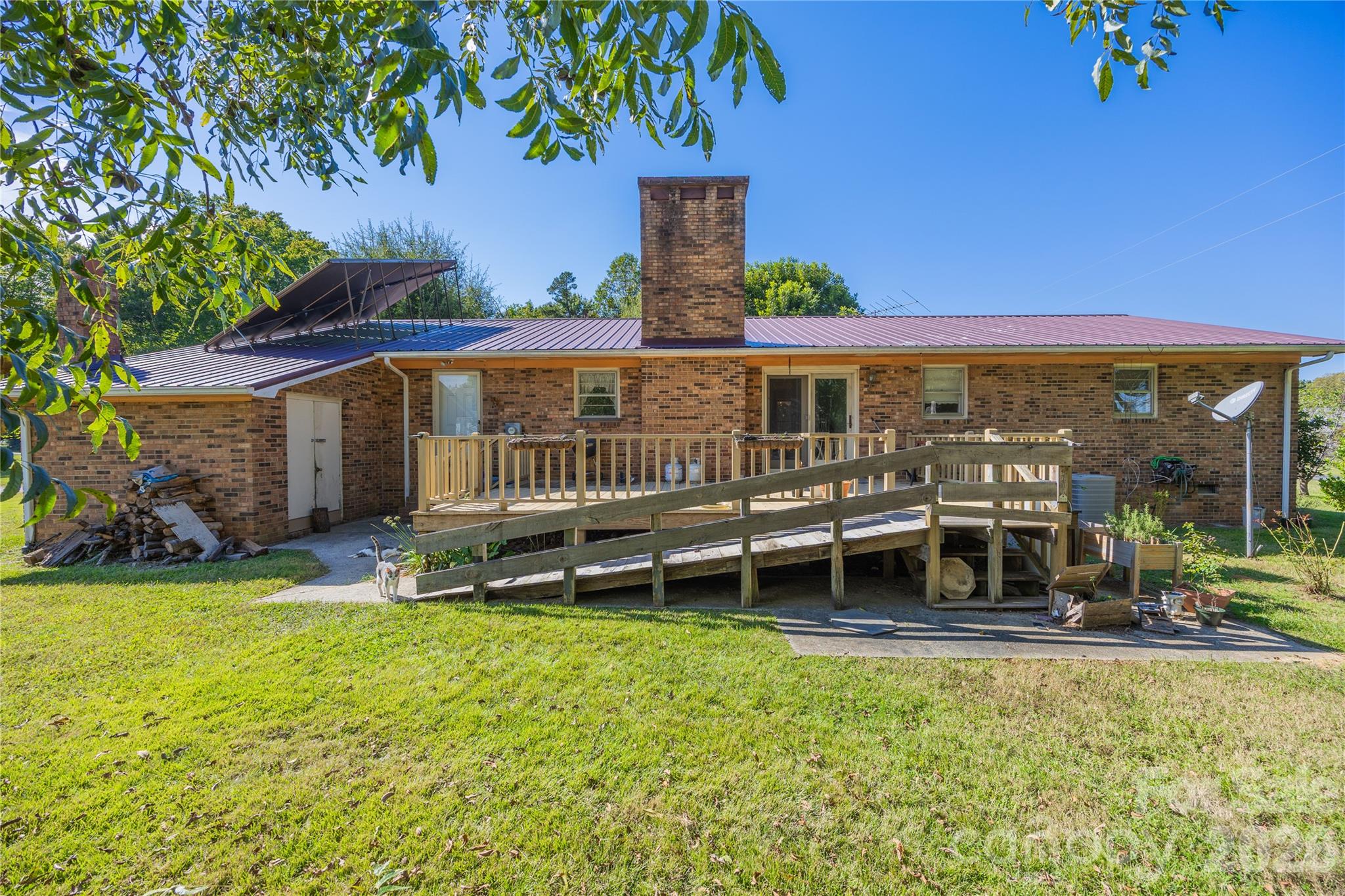 1839 Upper Road Property Photo 26