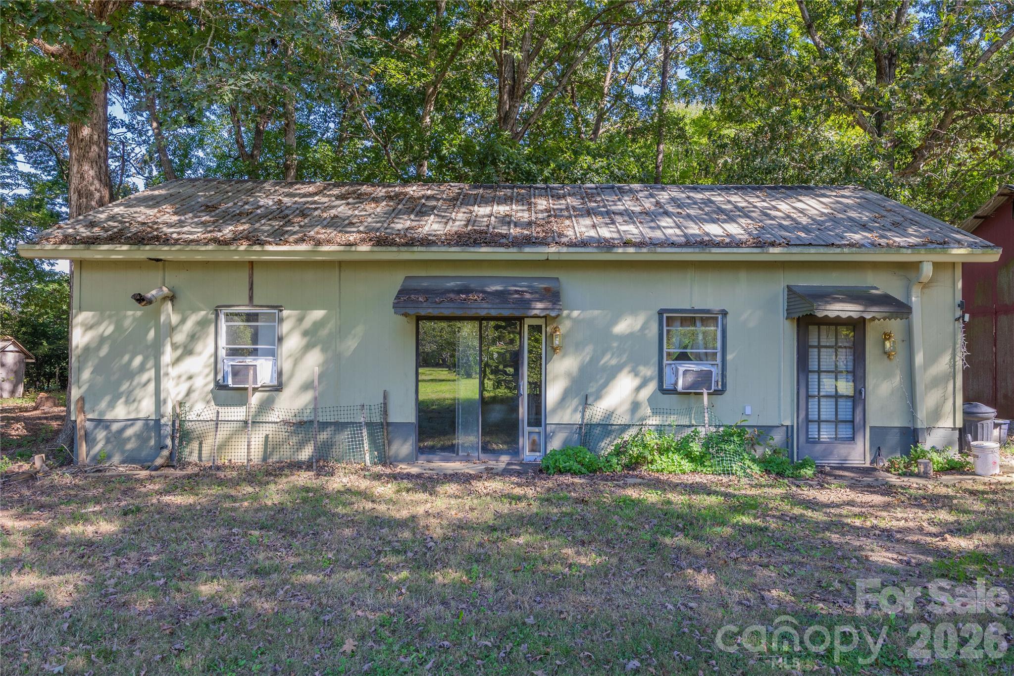1839 Upper Road Property Photo 28