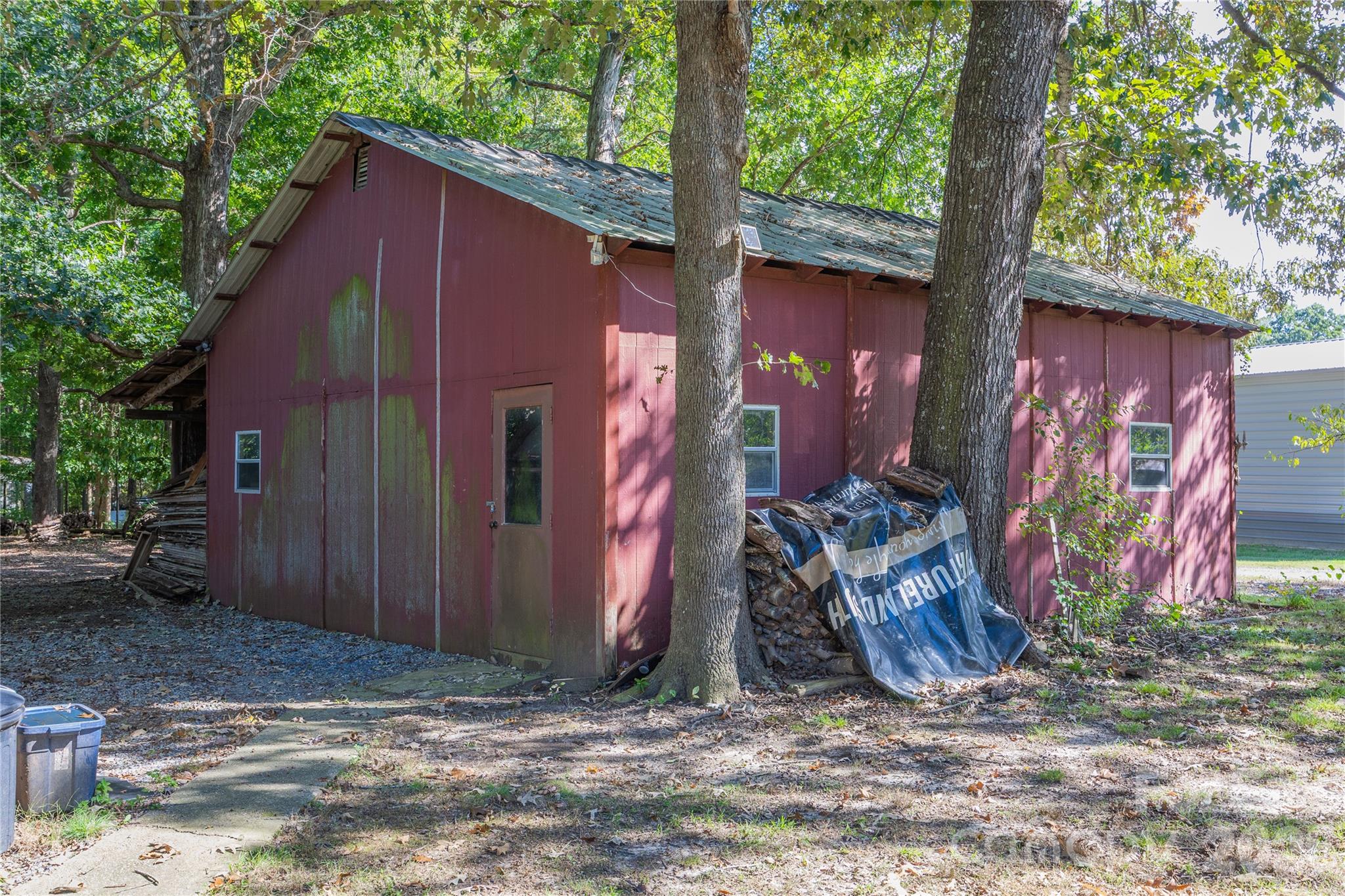1839 Upper Road Property Photo 37