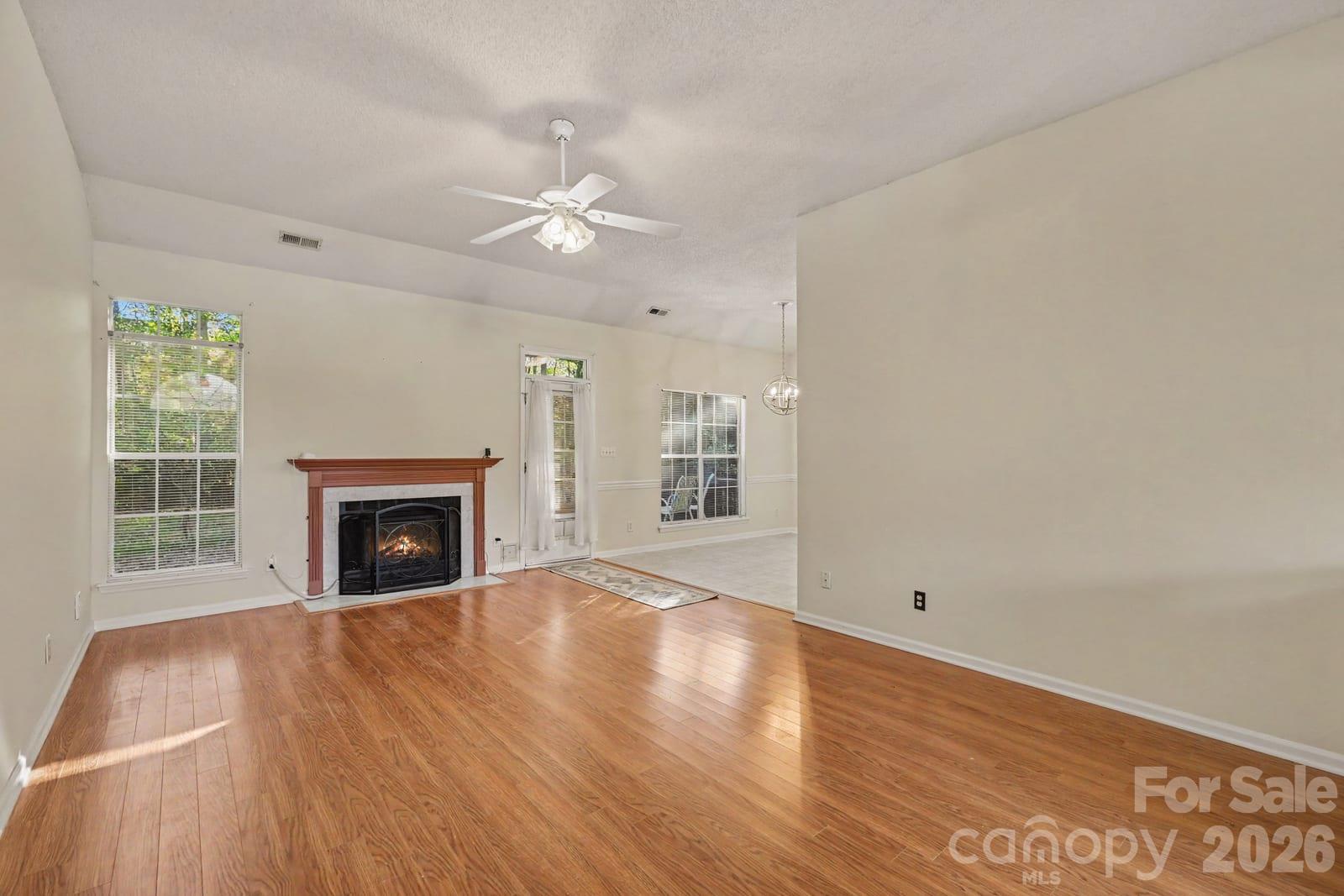 8524 Albury Walk Lane Property Photo 3