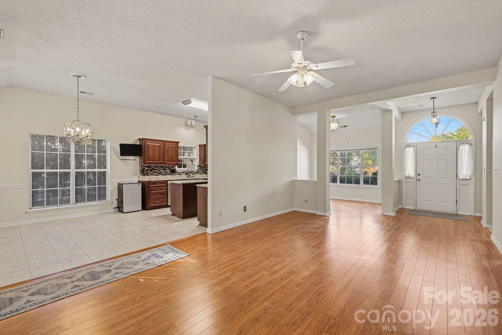 8524 Albury Walk Lane Property Photo 14