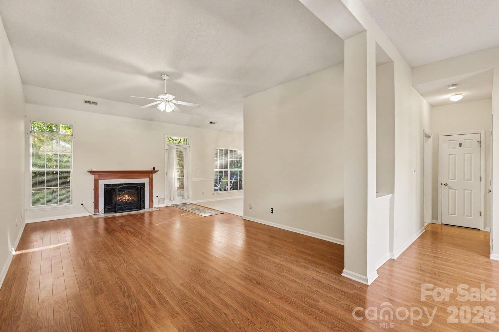 8524 Albury Walk Lane Property Photo 15