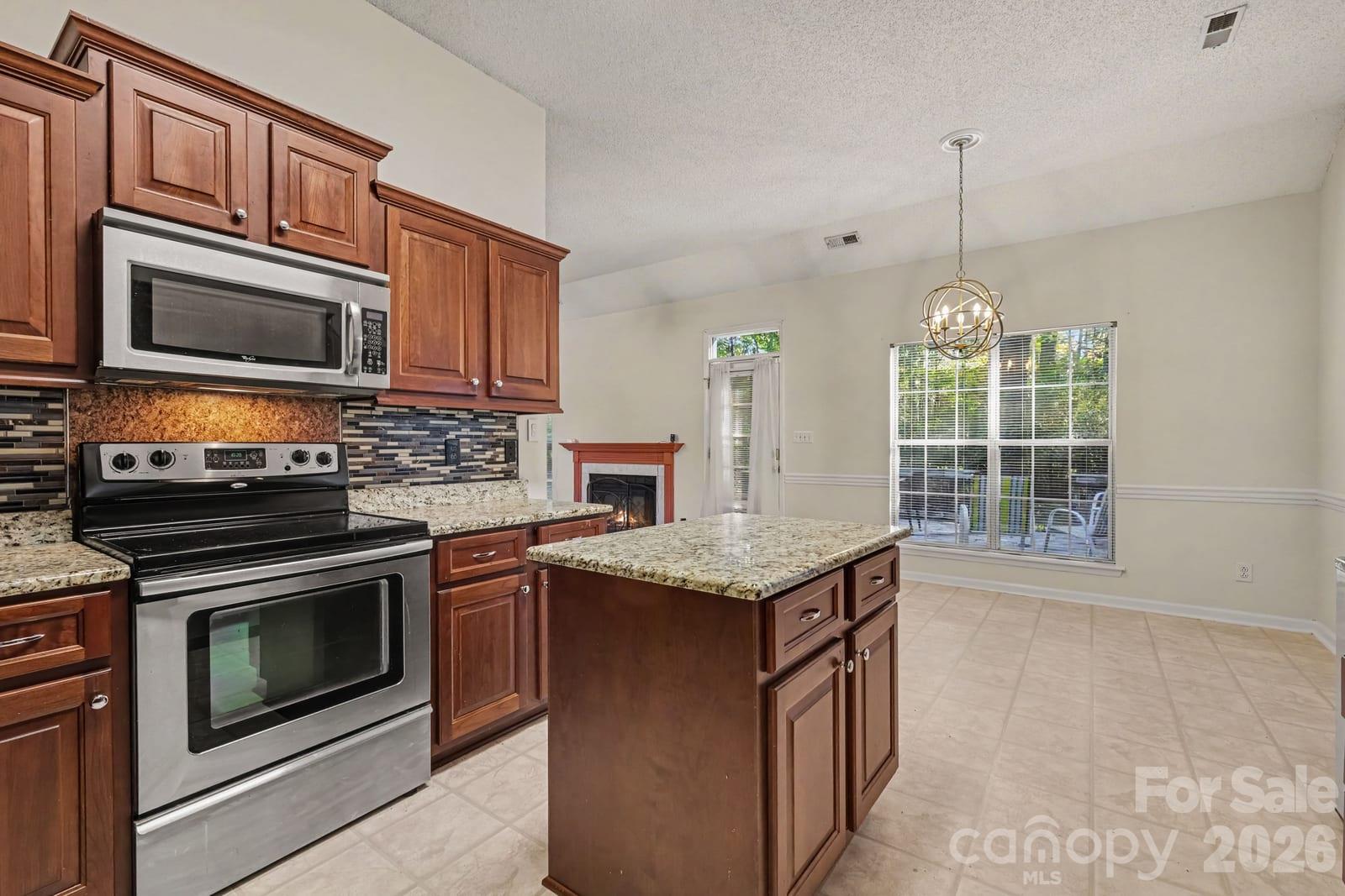 8524 Albury Walk Lane Property Photo 18