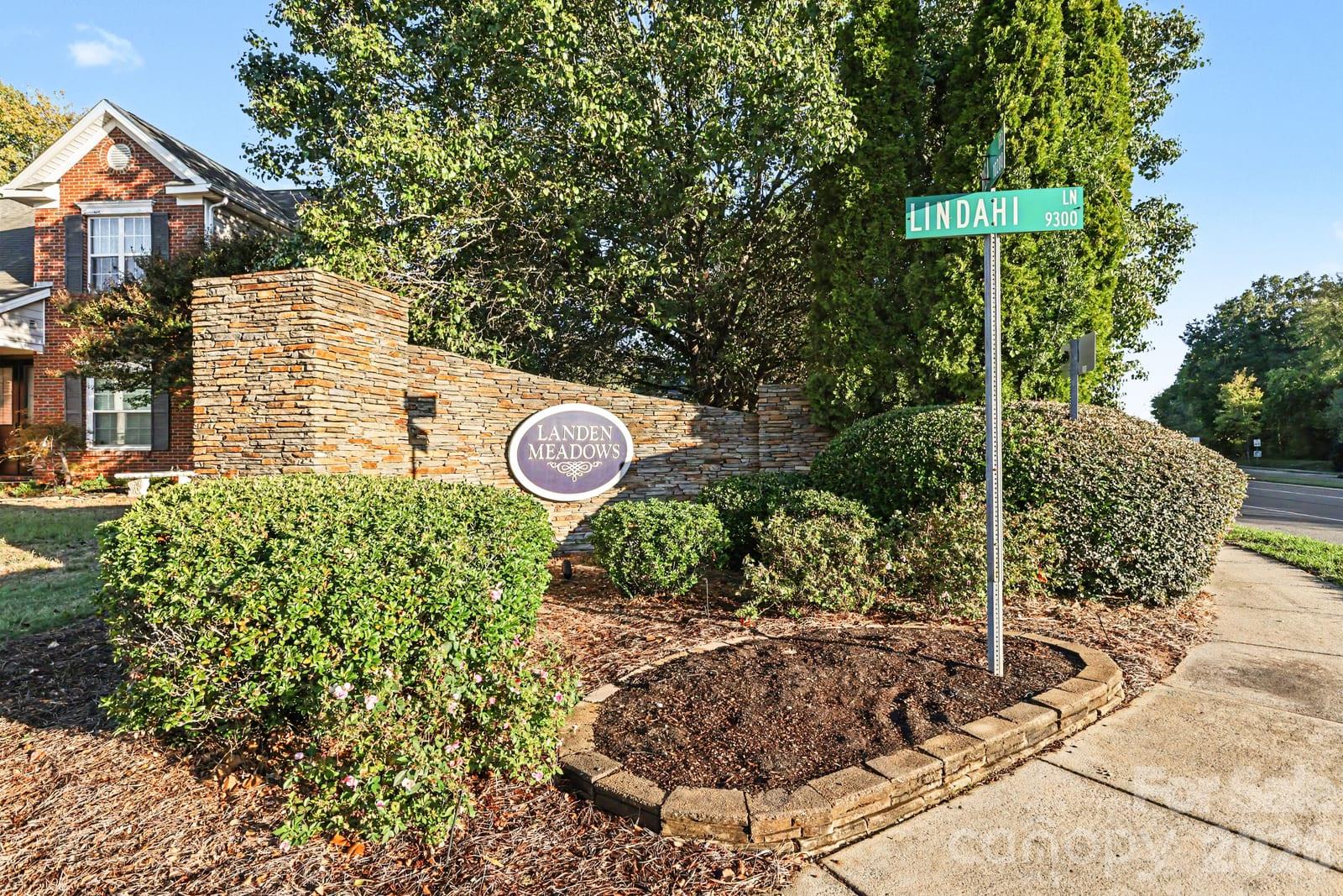 8524 Albury Walk Lane Property Photo 33
