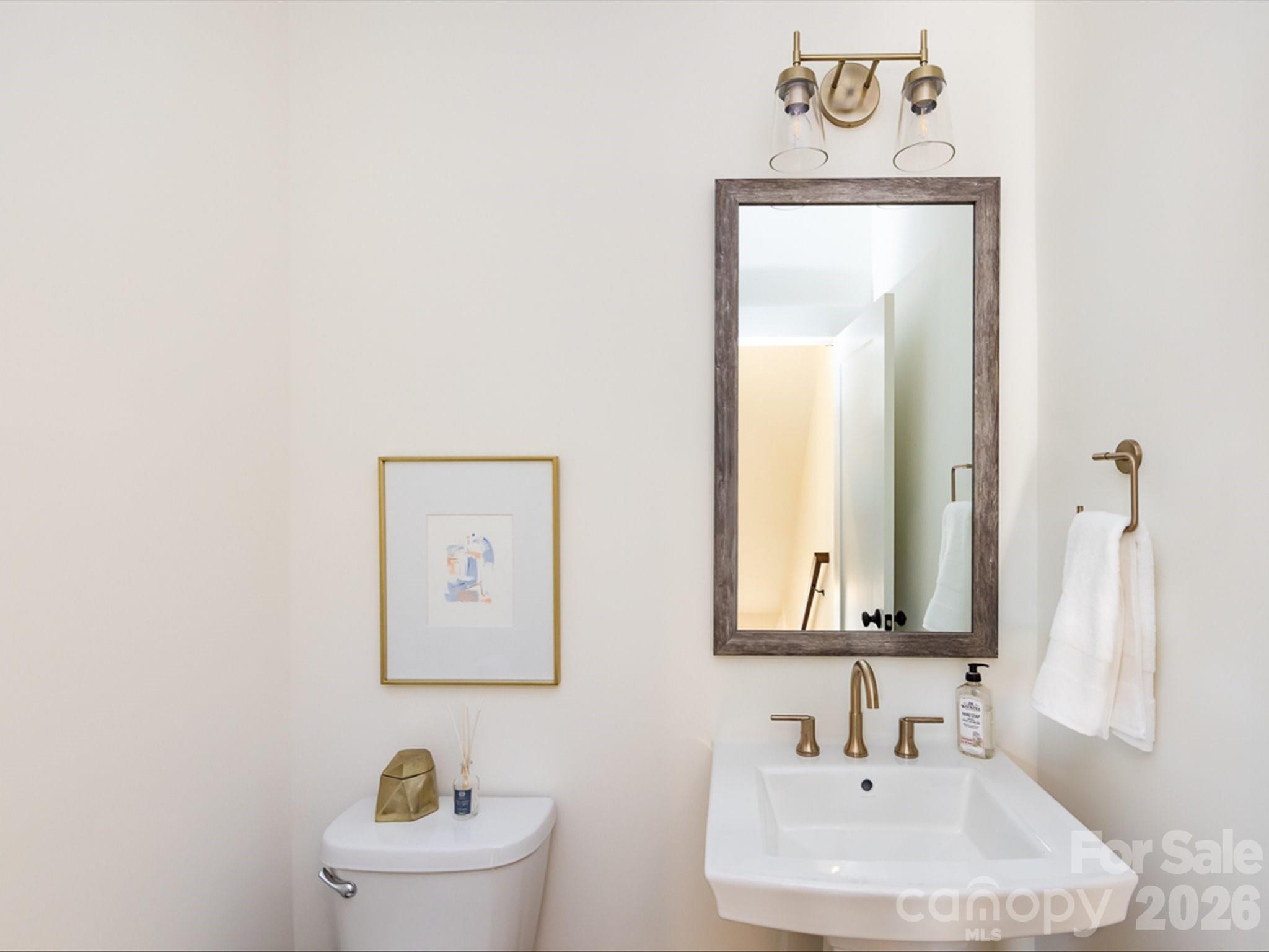 3022 Kalex Court Property Photo 10