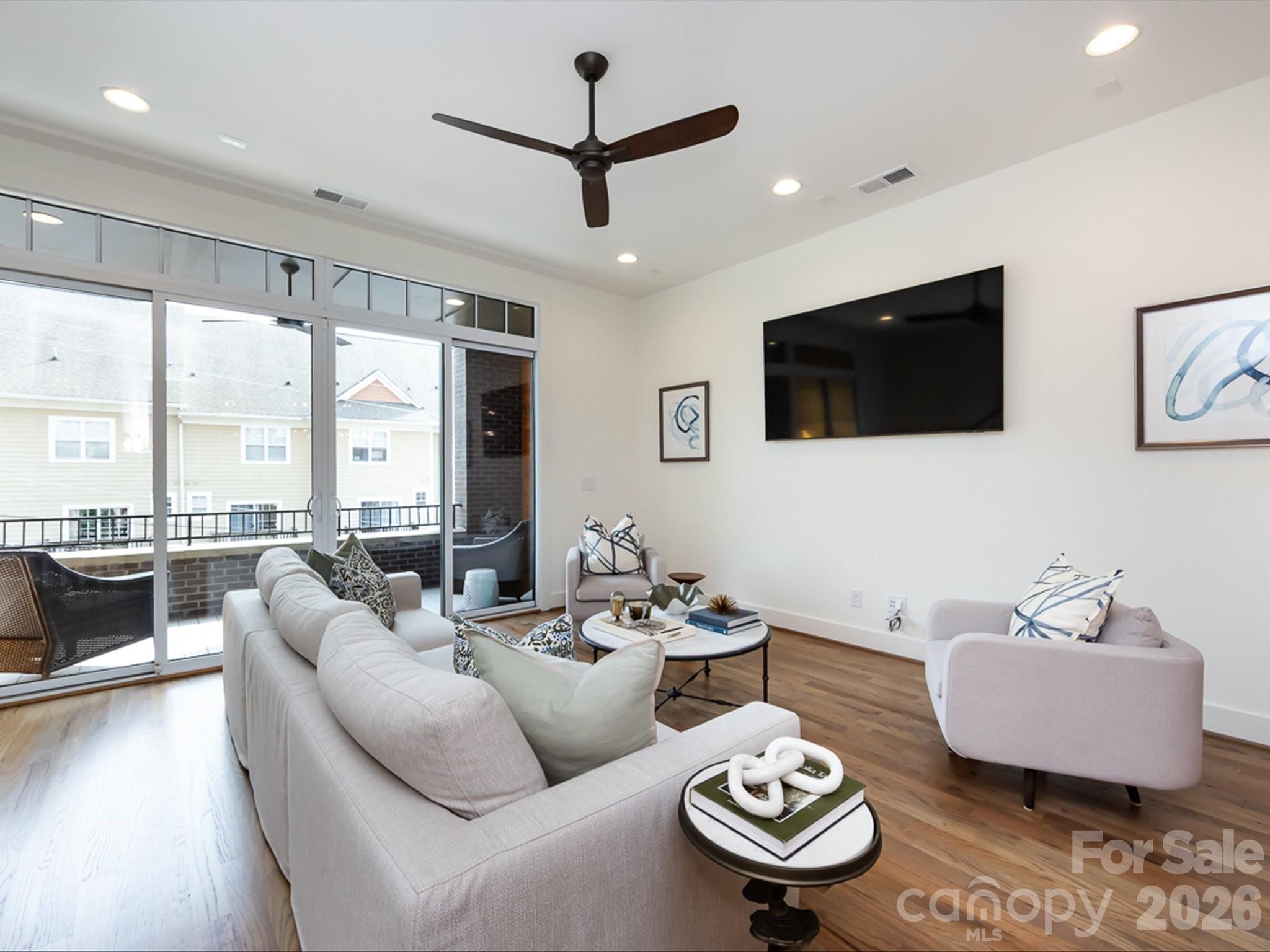 3022 Kalex Court Property Photo 13