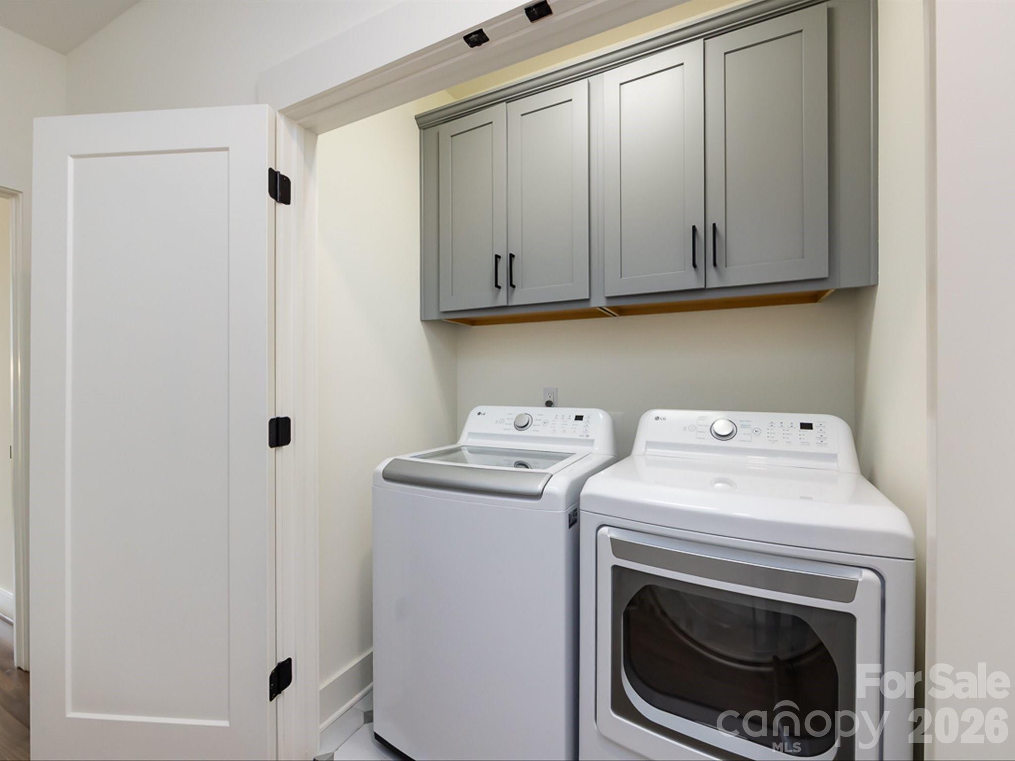 3022 Kalex Court Property Photo 38