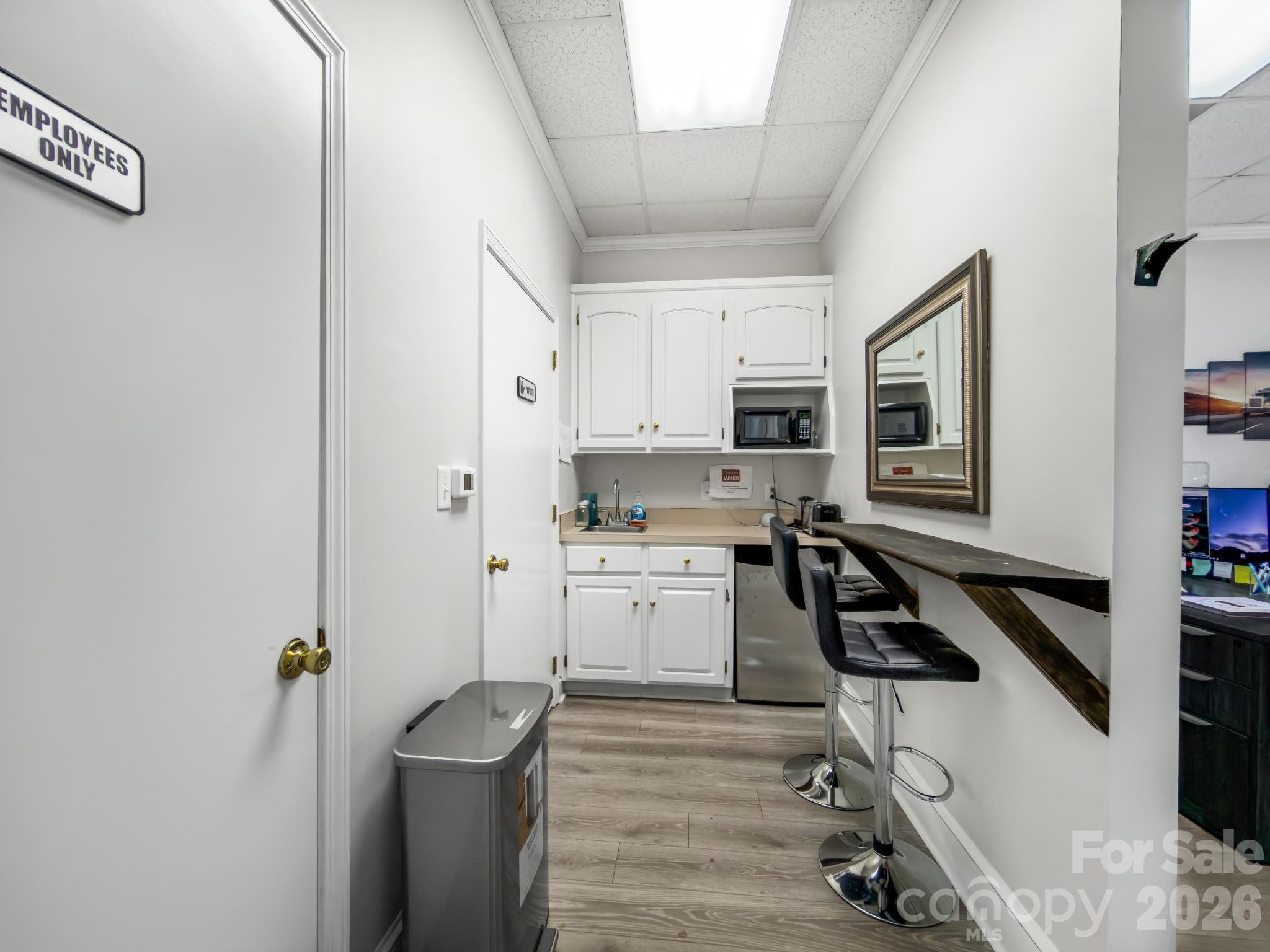 224 Westinghouse Boulevard 602 Property Photo 7