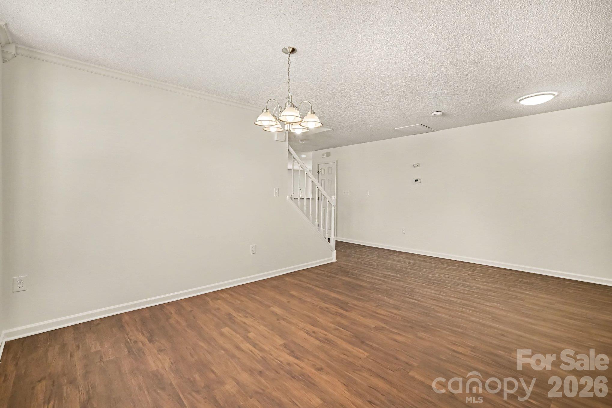 2410 Highland Park Drive Property Photo 6