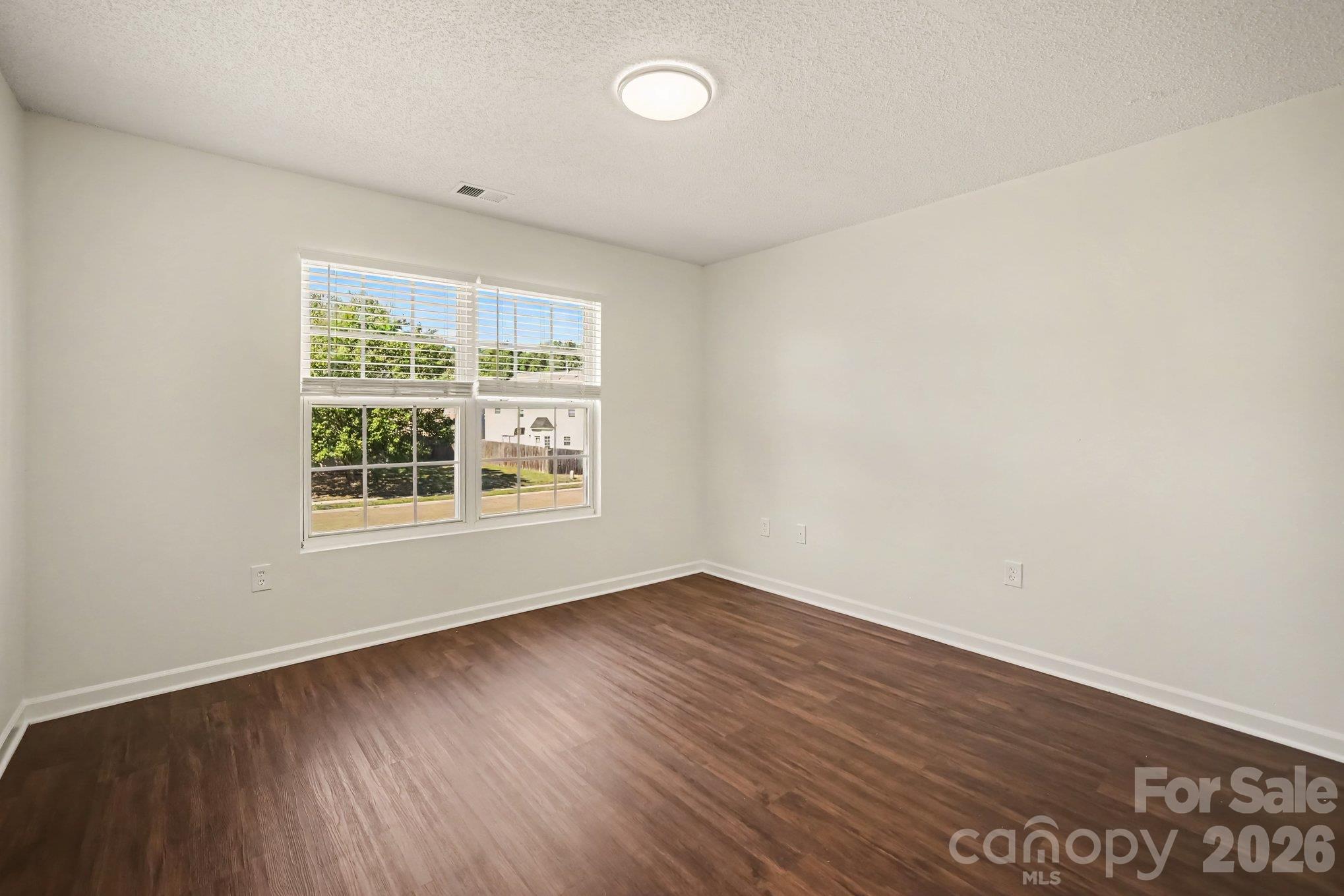 2410 Highland Park Drive Property Photo 17