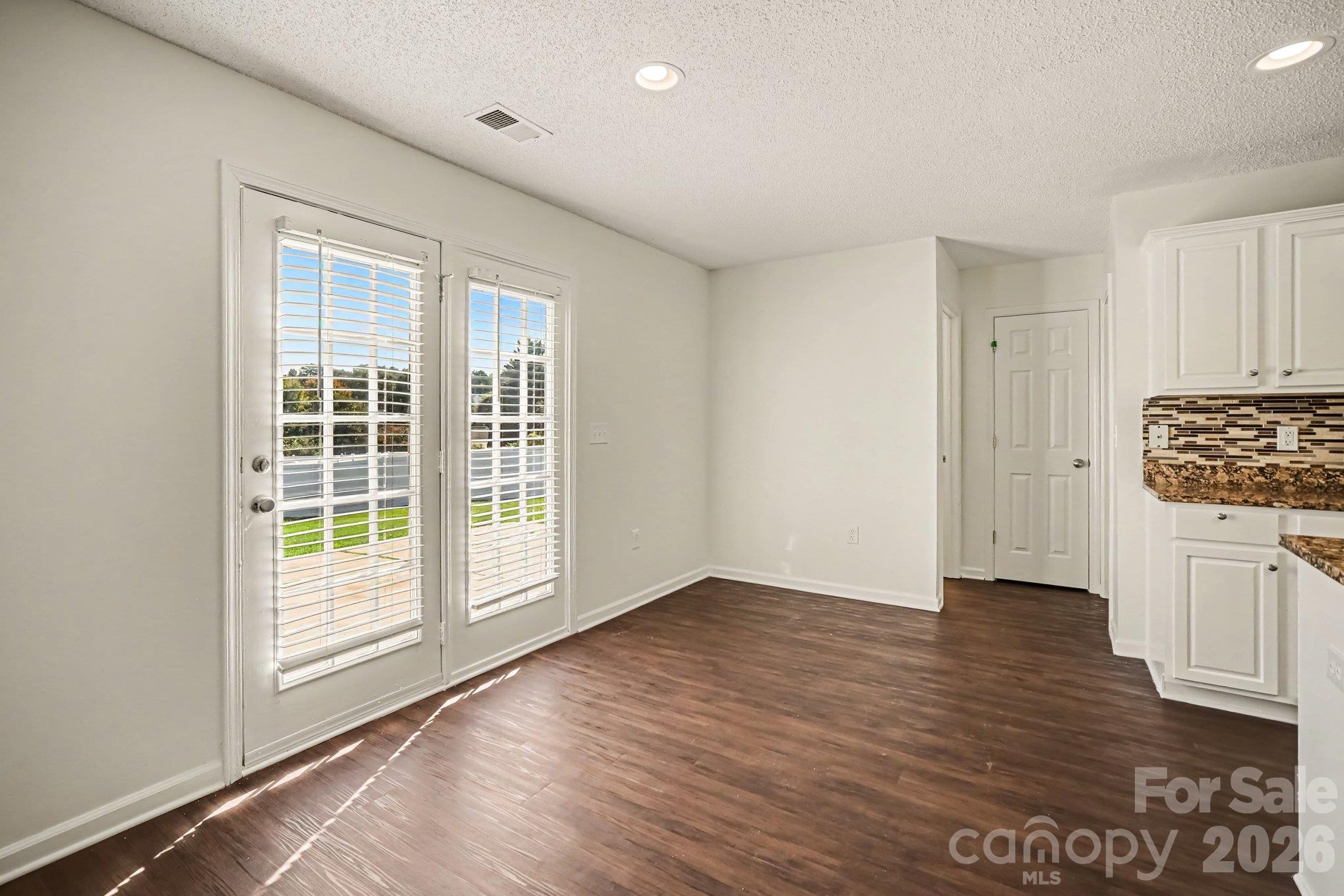 2410 Highland Park Drive Property Photo 22