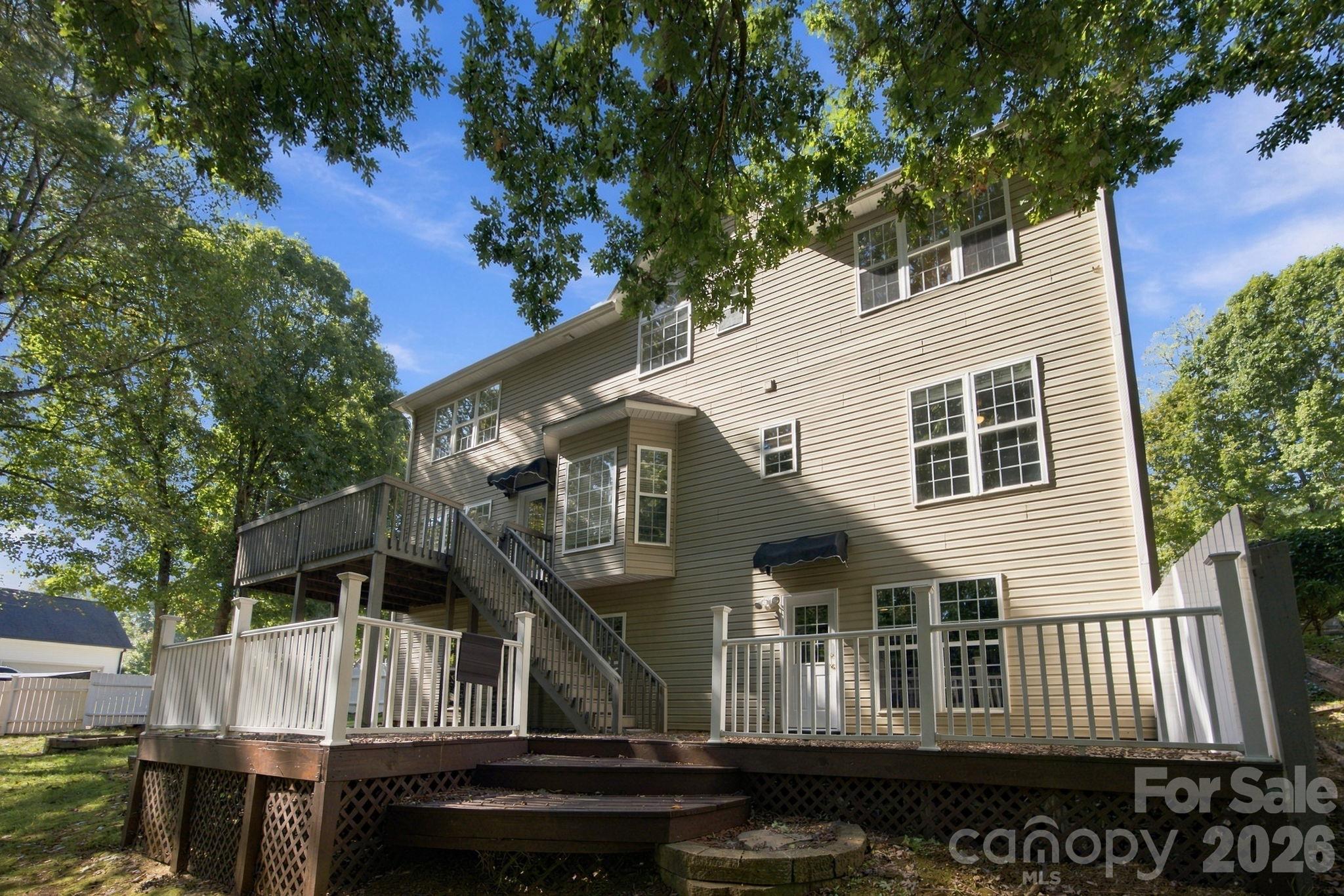 214 Harbor Landing Drive Property Photo 38