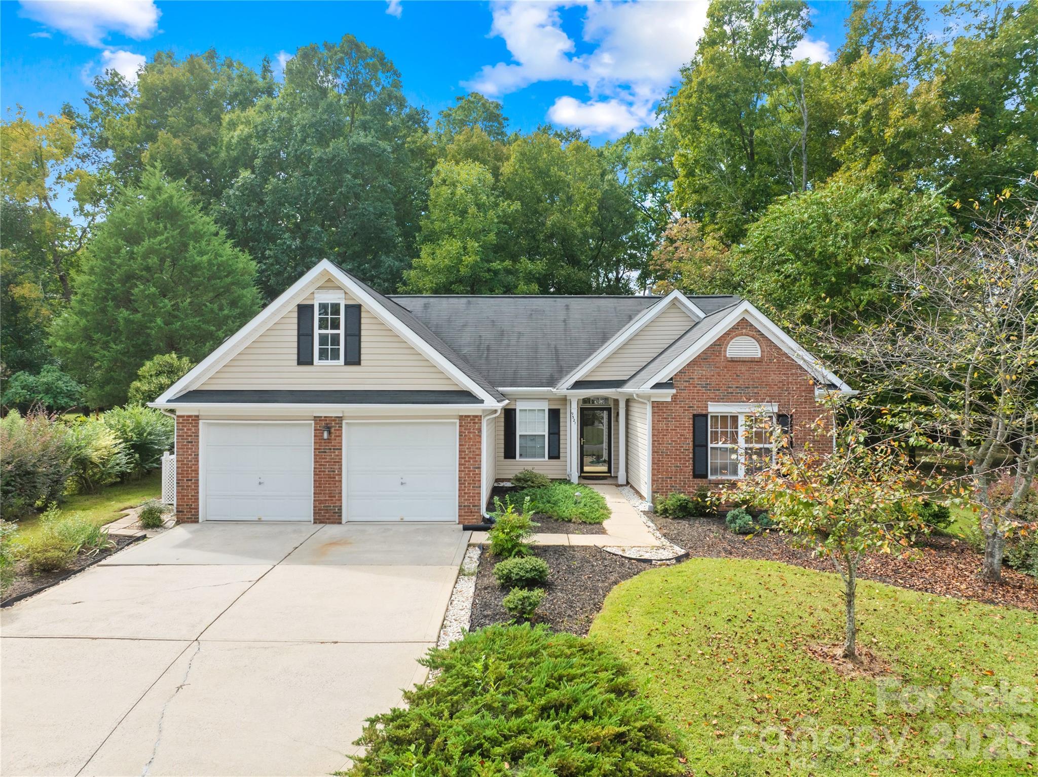 9521 Foggy Meadow Road Property Photo 1