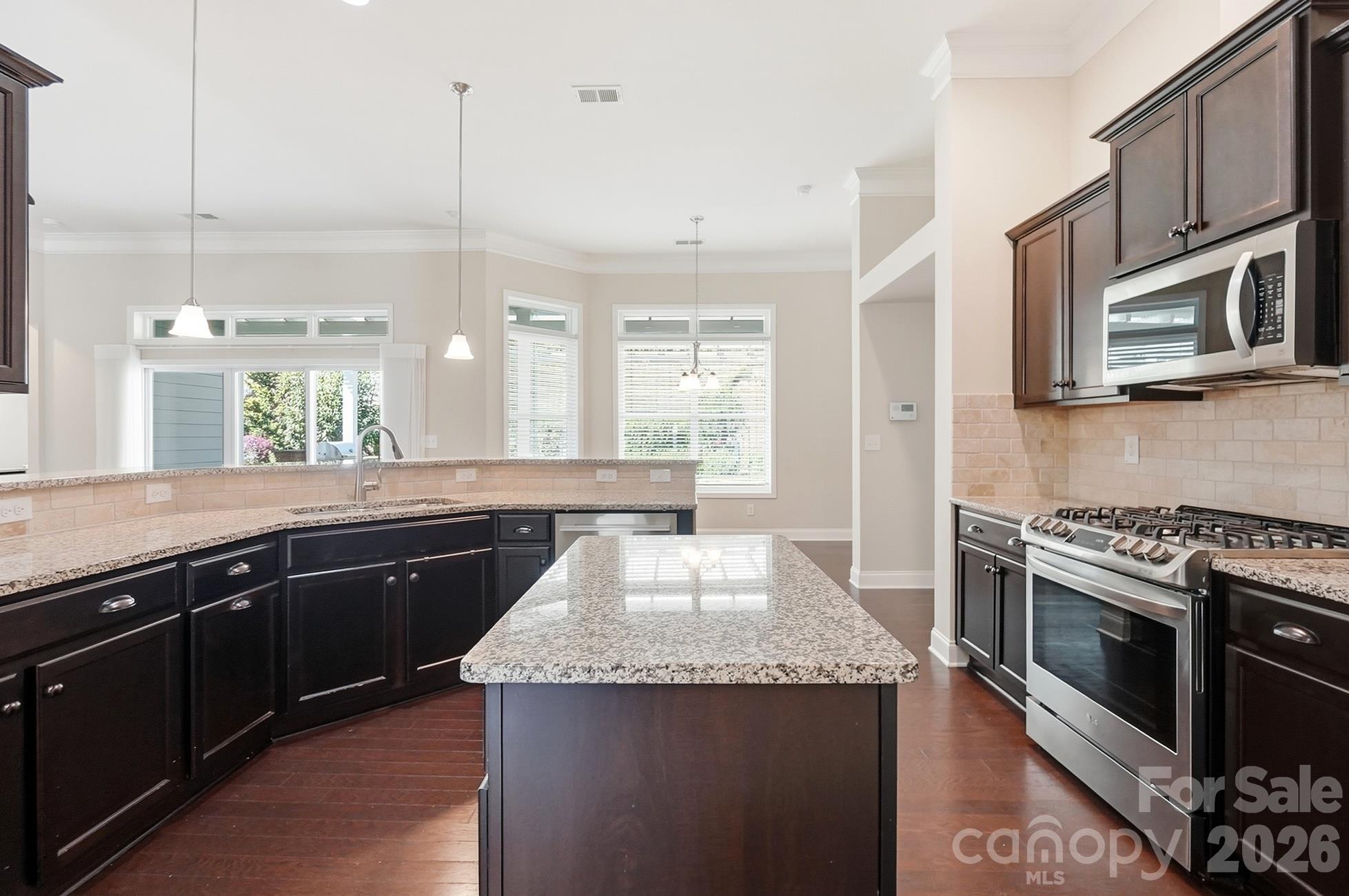 9106 Longvale Lane Property Photo 10