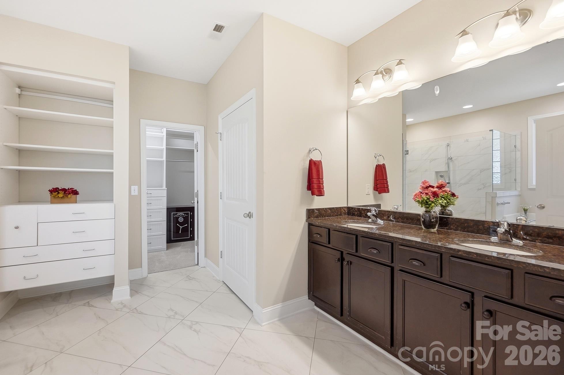 9106 Longvale Lane Property Photo 19
