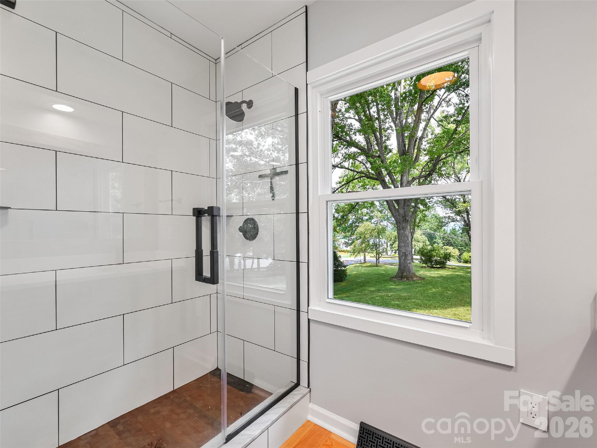 1110 Queentown Road Property Photo 21