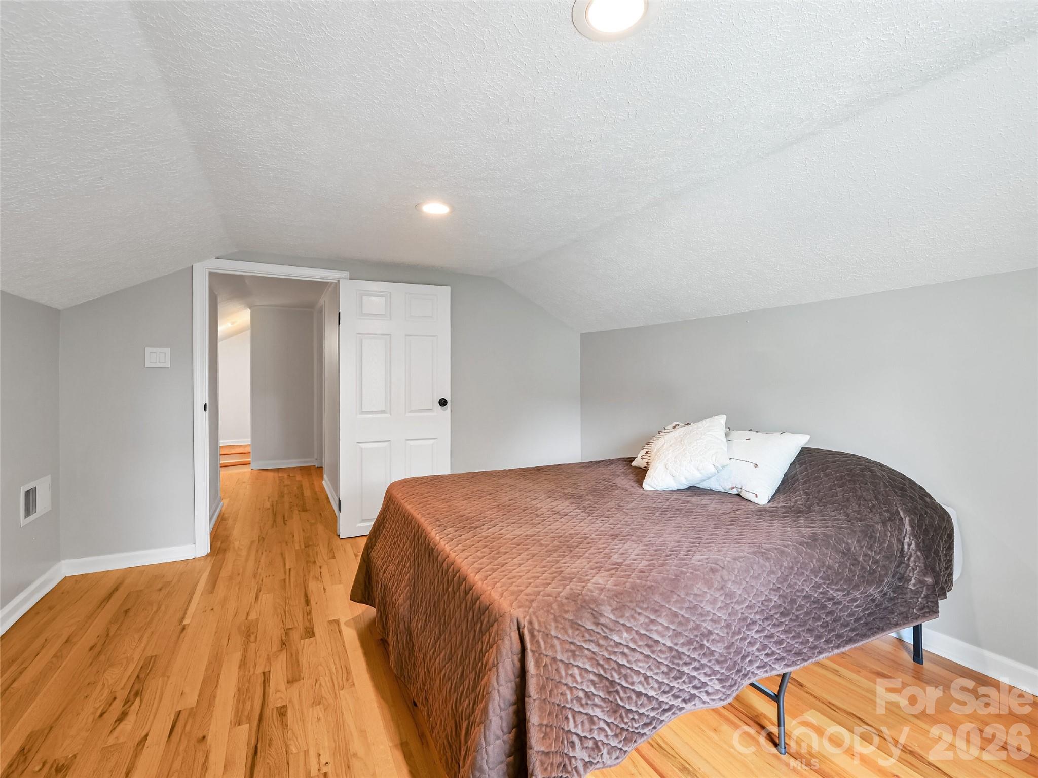 1110 Queentown Road Property Photo 27