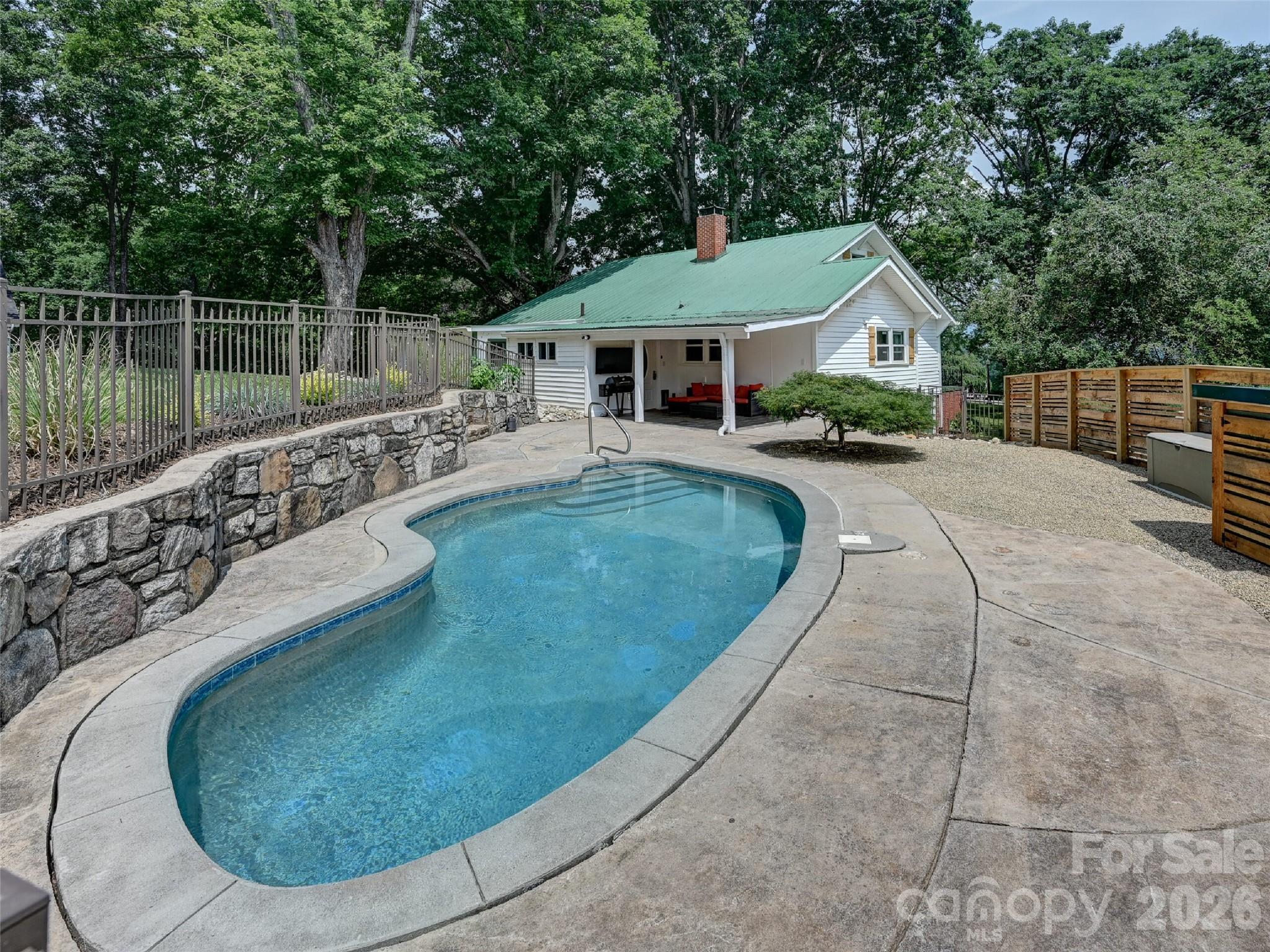 1110 Queentown Road Property Photo 31
