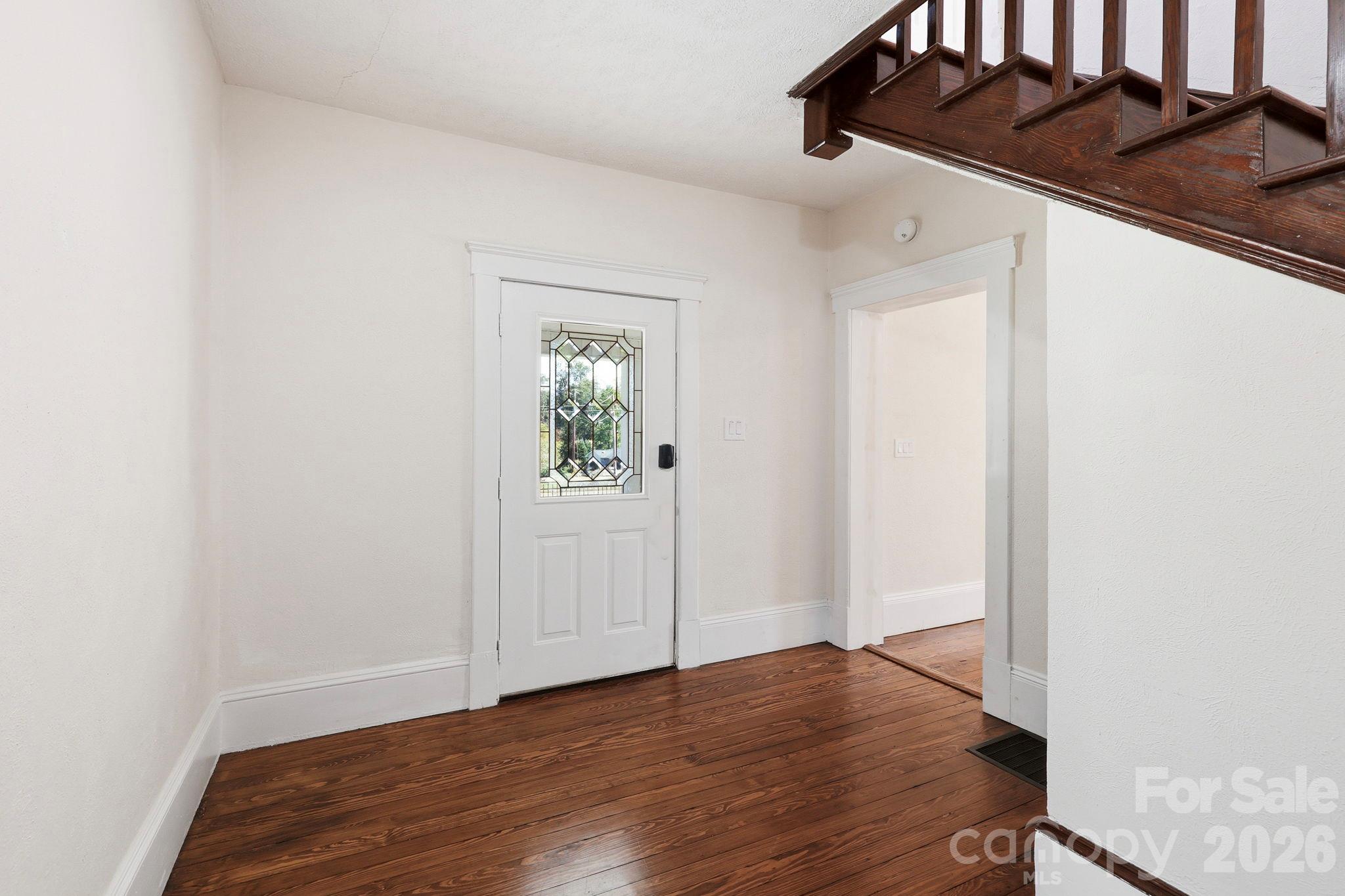 444 S Broad Street Property Photo 12